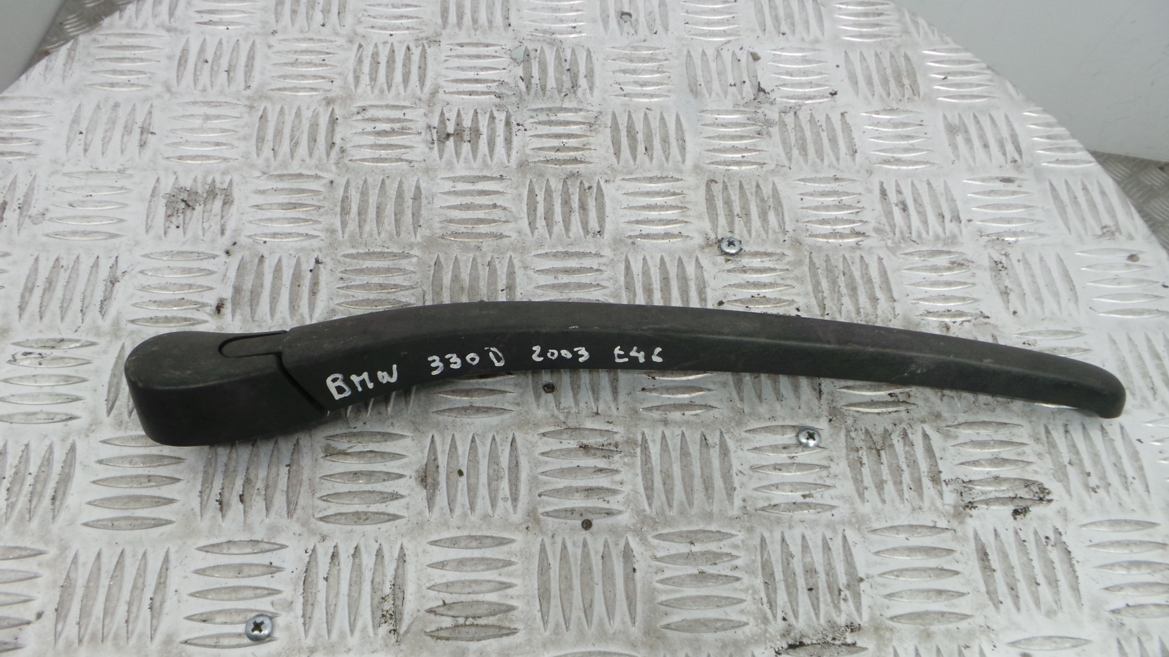 Braço Do Limpa-vidros 61.62-8220830 - BMW 3 (E46)-33188069 Braço Do Limpa-vidros 61.62-8220830 - BMW 3 (E46)-33188069