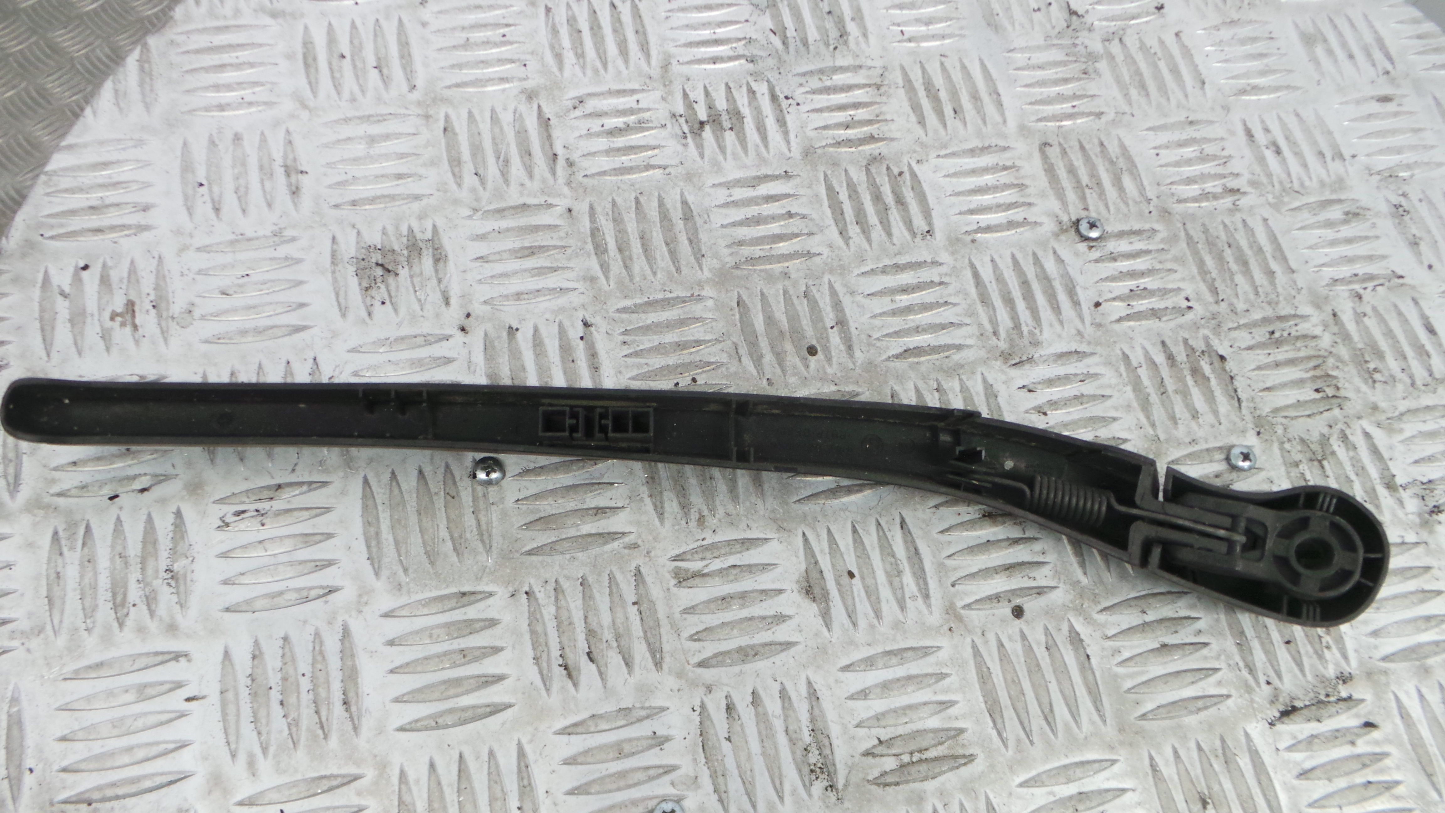 Braço Do Limpa-vidros 61.62-8220830 - BMW 3 (E46)-33188069