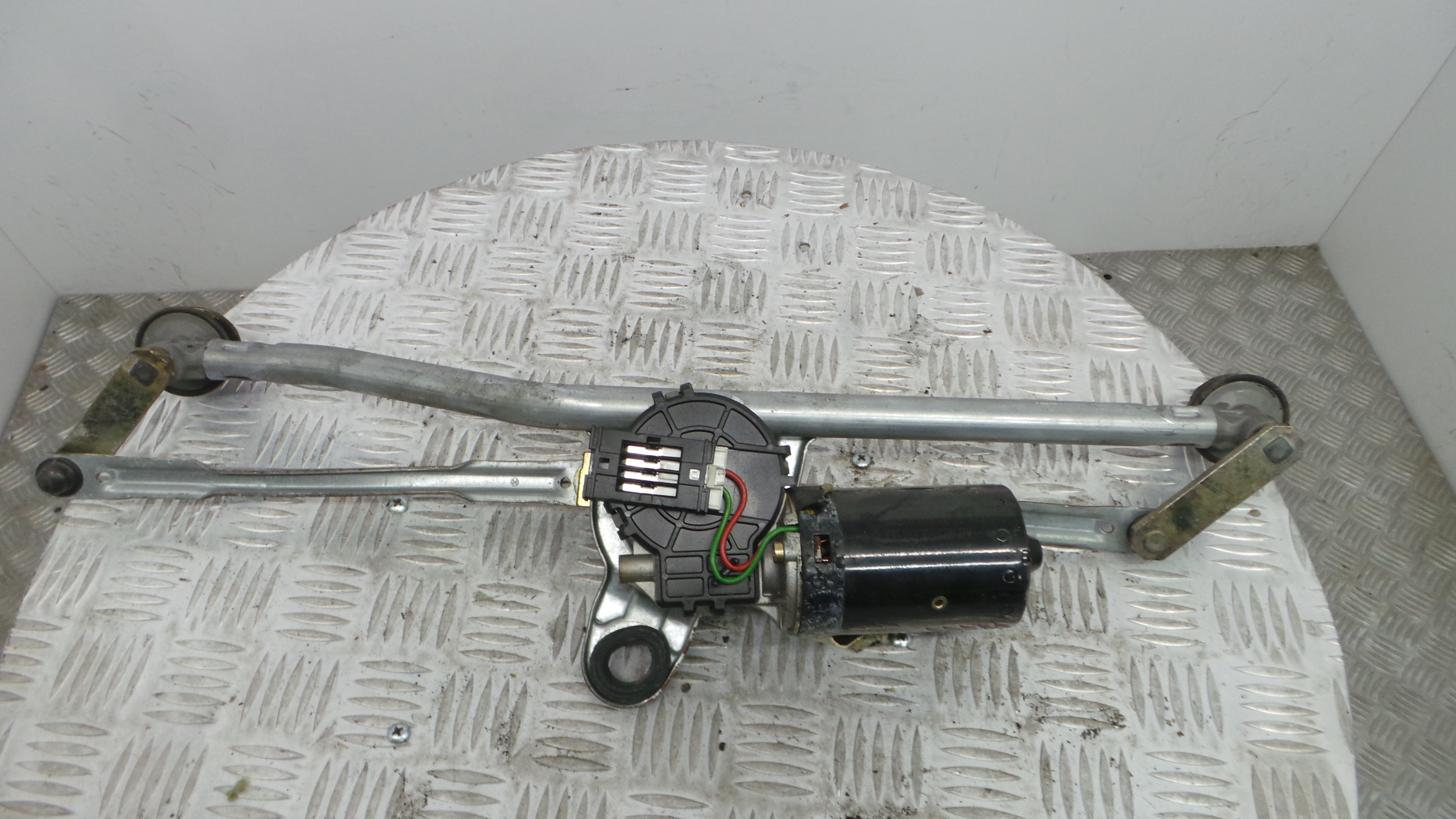 Motor Limpa Vidros Frente  67.63-8362155 - BMW 3 (E46)-33188122