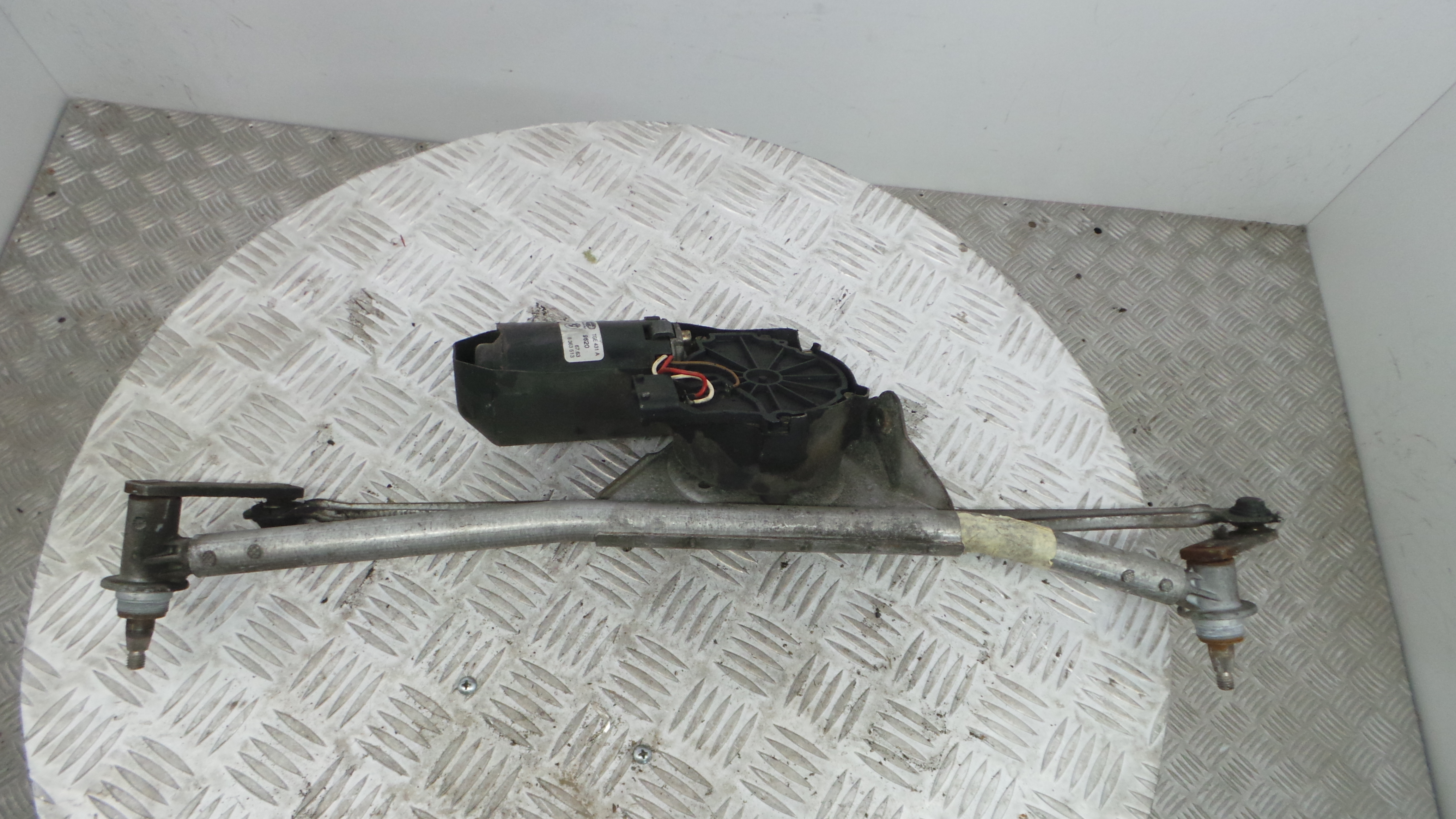 Motor Limpa Vidros Frente 61.61-1387463 - BMW 3 Compact (E36)-33188165