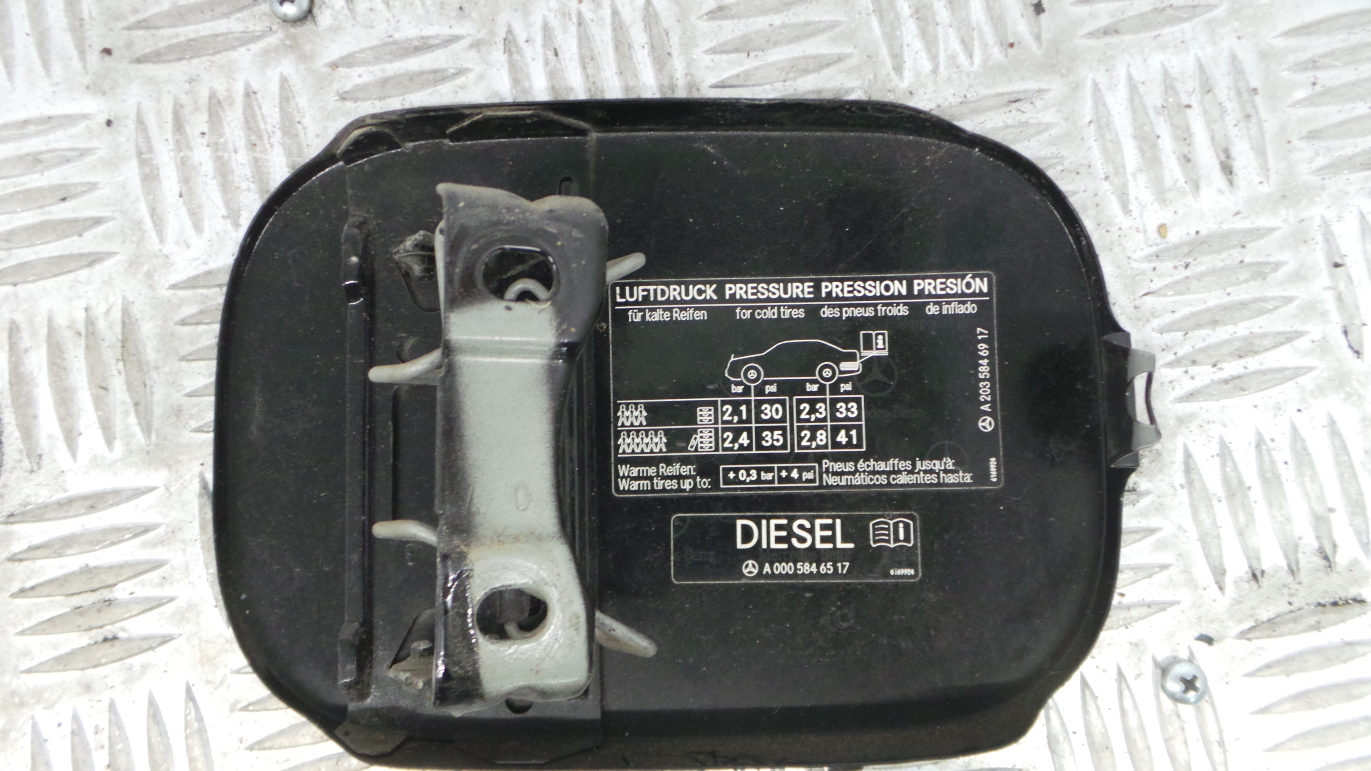 Tampão de Combustivel A2037500206 - MERCEDES-BENZ C-CLASS (W203)-33188447