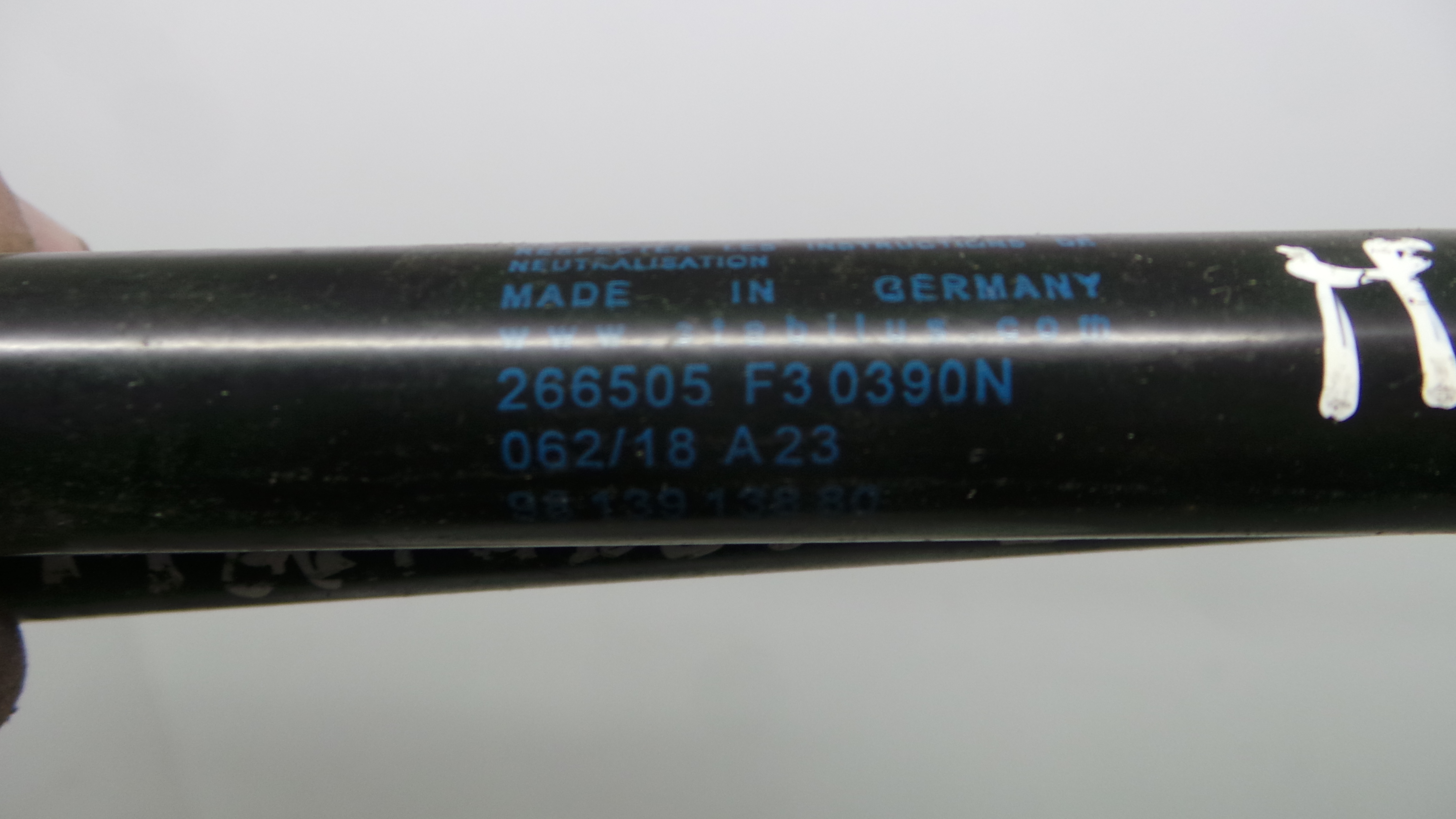 Amortecedor da Mala A1769800164 - MERCEDES-BENZ A-CLASS (W176)-33188478