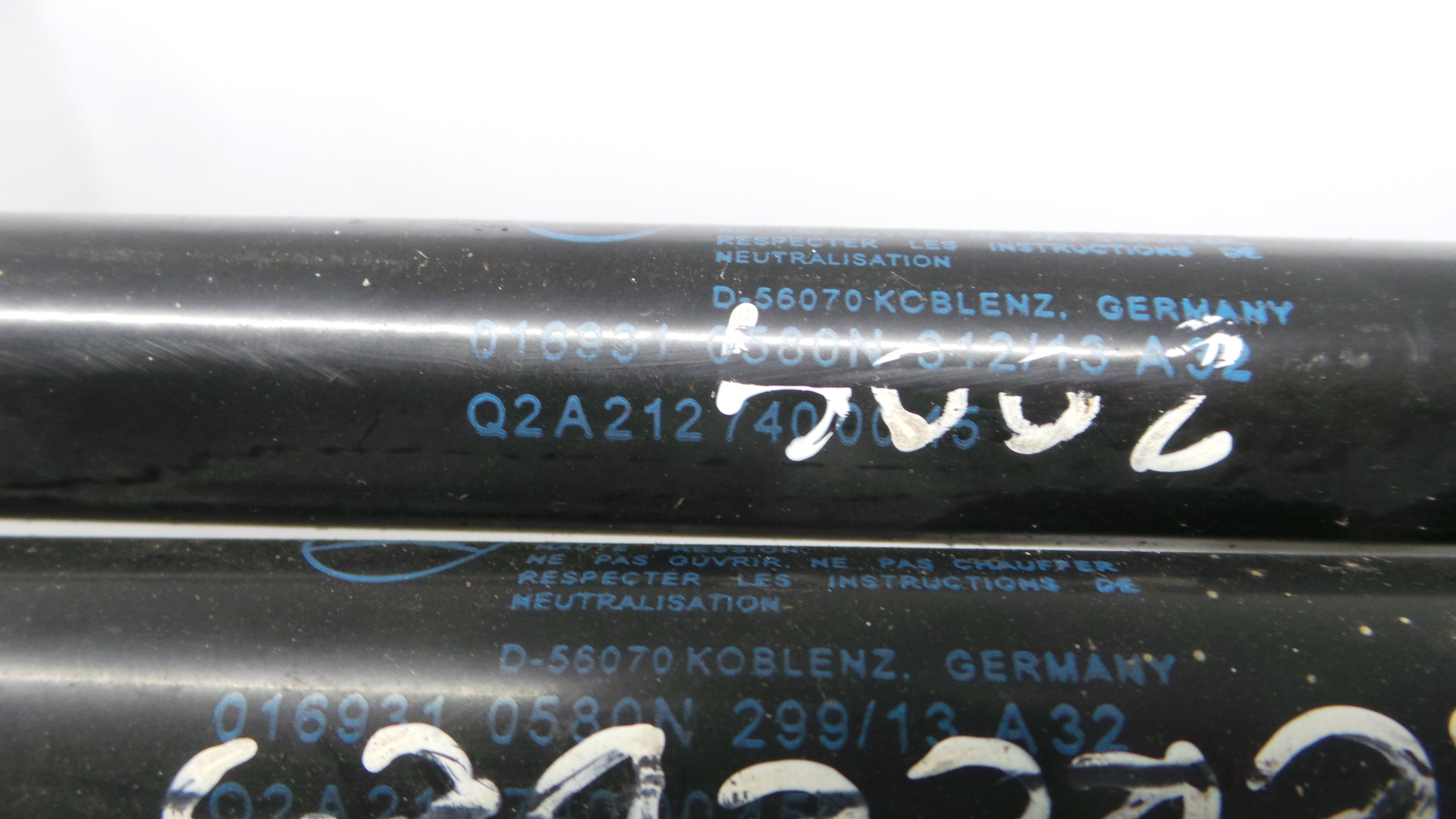 Amortecedor da Mala A2127400045 - MERCEDES-BENZ E-CLASS (W212)-33188481