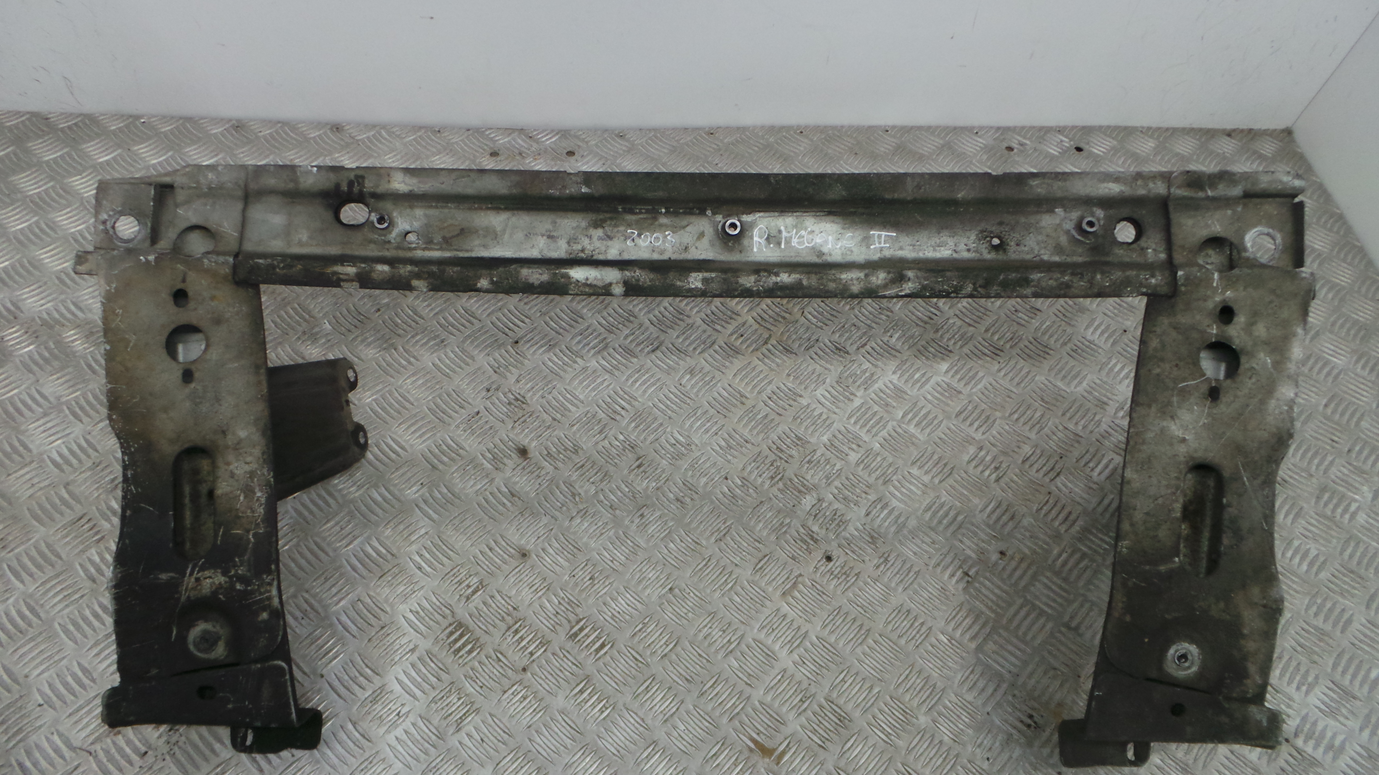 Travessa Inferior 8200197451 - RENAULT MEGANE II (BM0/1_, CM0/1_)-33189196