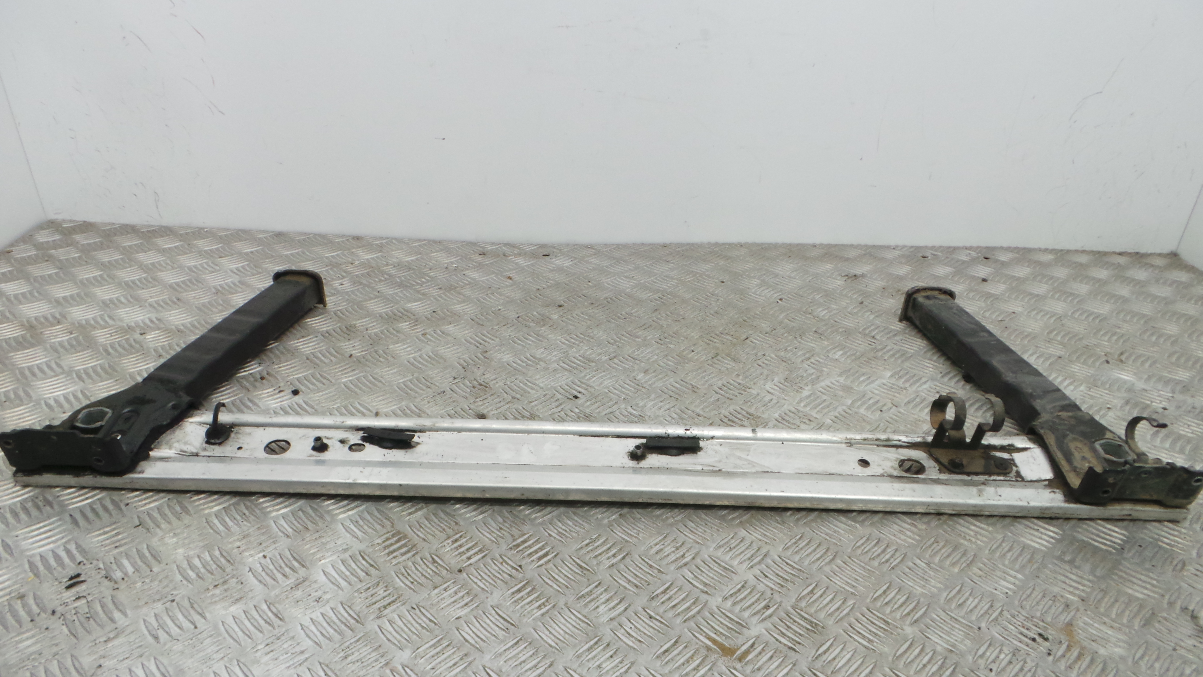 Travessa Inferior 544f00003R - RENAULT MEGANE III Hatchback (BZ0/1_, B3_)-33189204