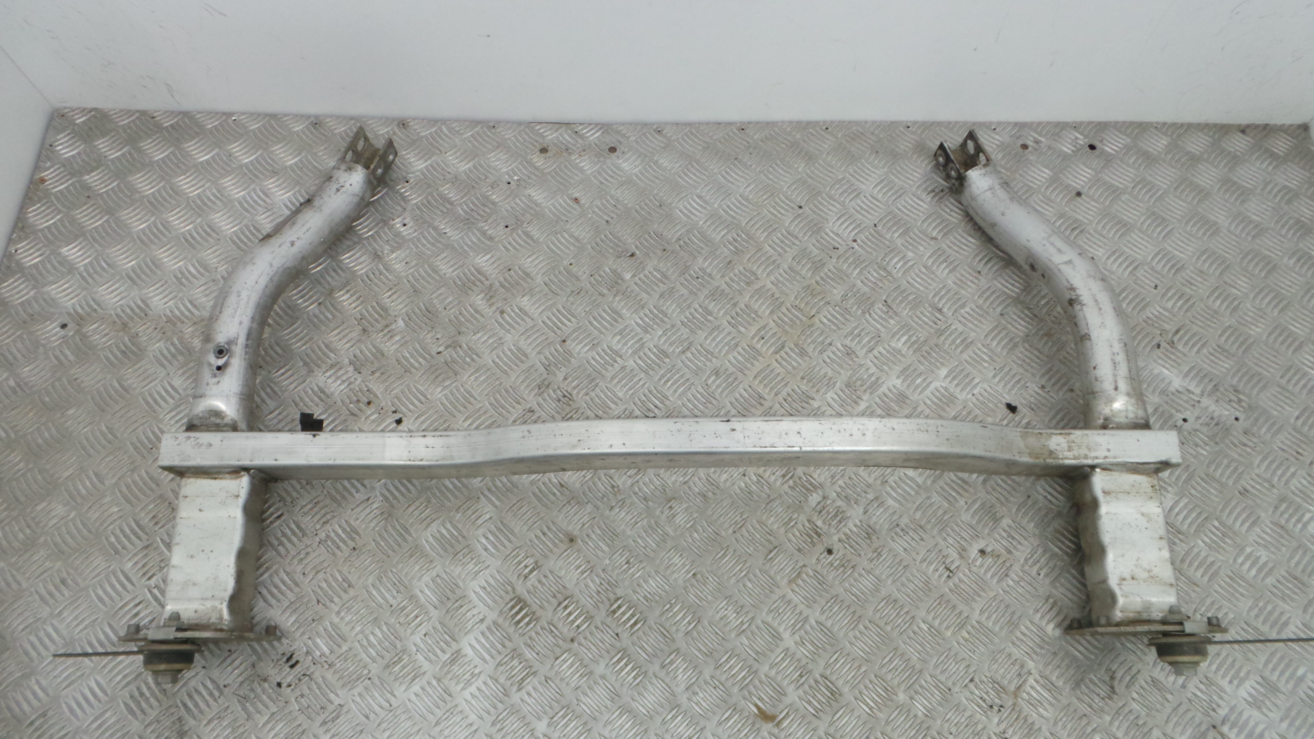 Travessa Inferior 46328604 - PEUGEOT 407 (6D_)-33189214