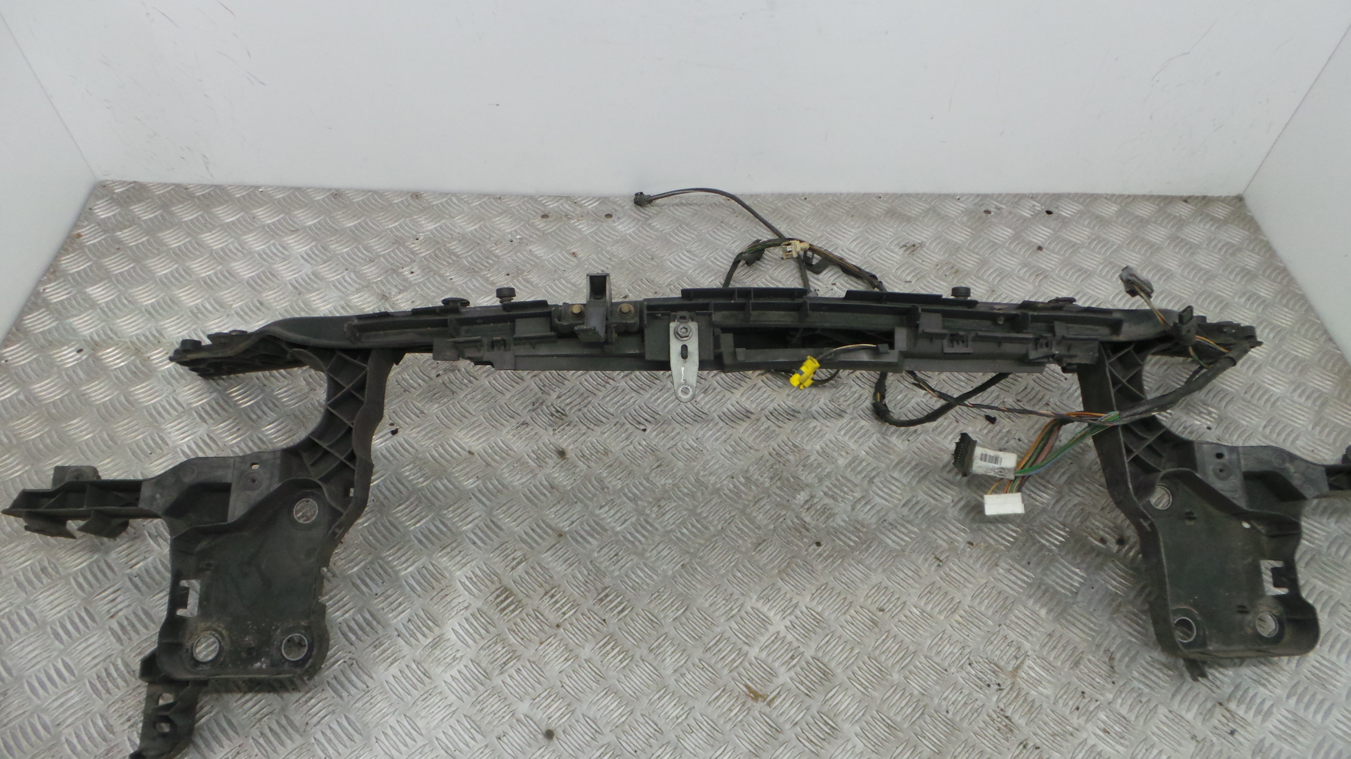 Frente em Fibra ou Chapa 8200137494 - RENAULT MEGANE II (BM0/1_, CM0/1_)-33189221