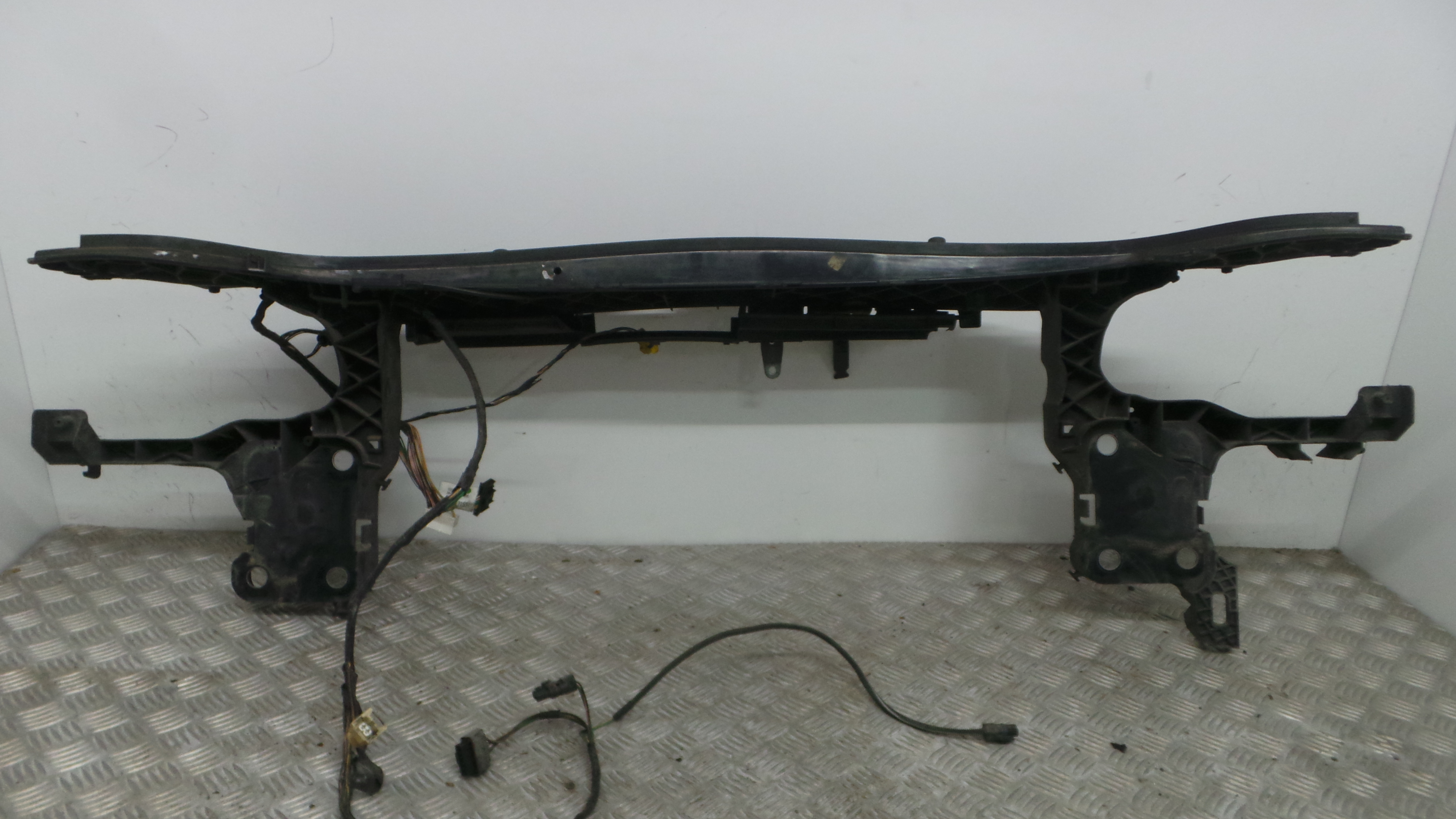 Frente em Fibra ou Chapa 8200137494 - RENAULT MEGANE II (BM0/1_, CM0/1_)-33189221