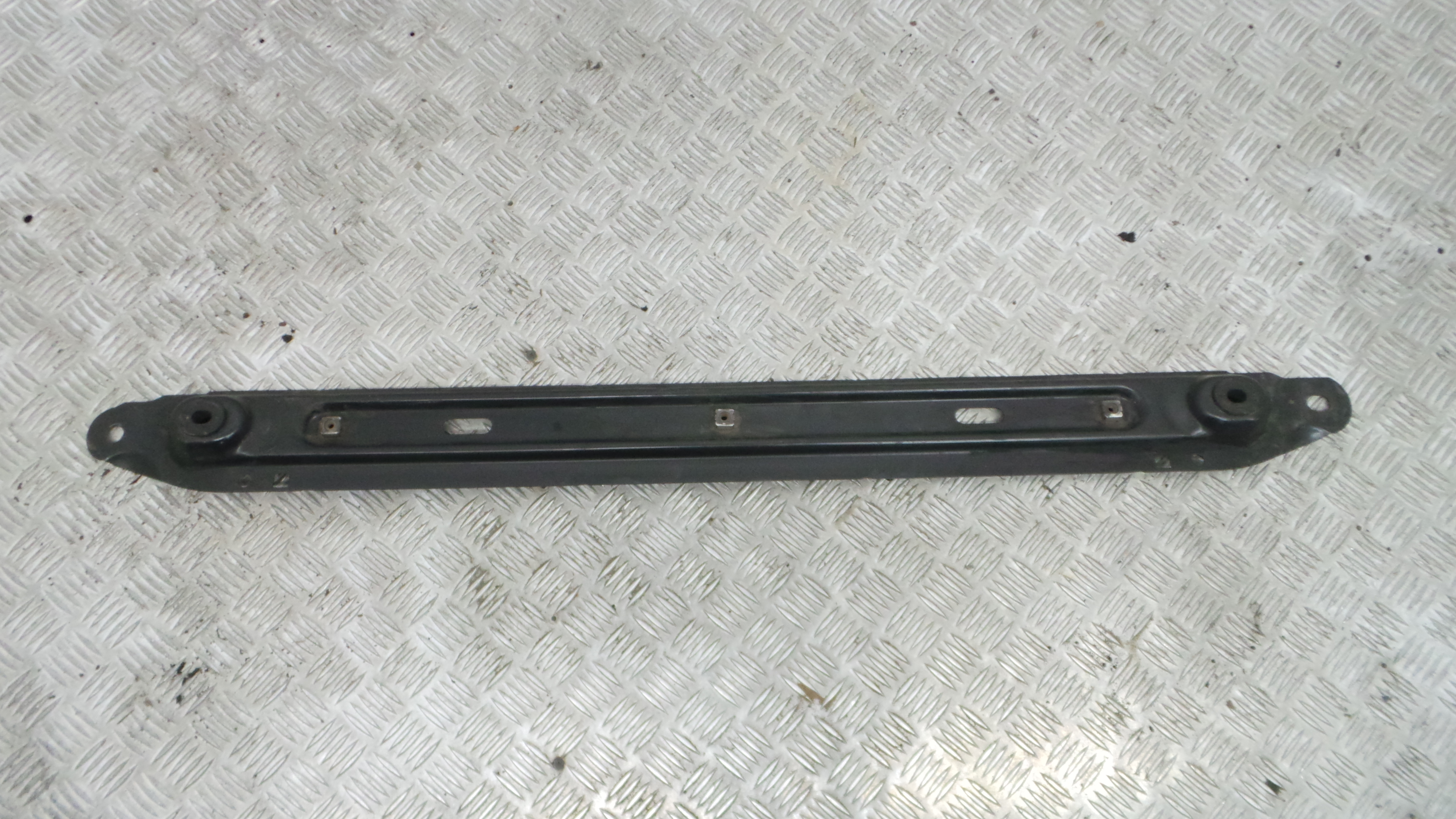 Travessa Inferior 00003502AW - CITROËN C4 I (LC_)-33189253 Travessa Inferior 00003502AW - CITROËN C4 I (LC_)-33189253