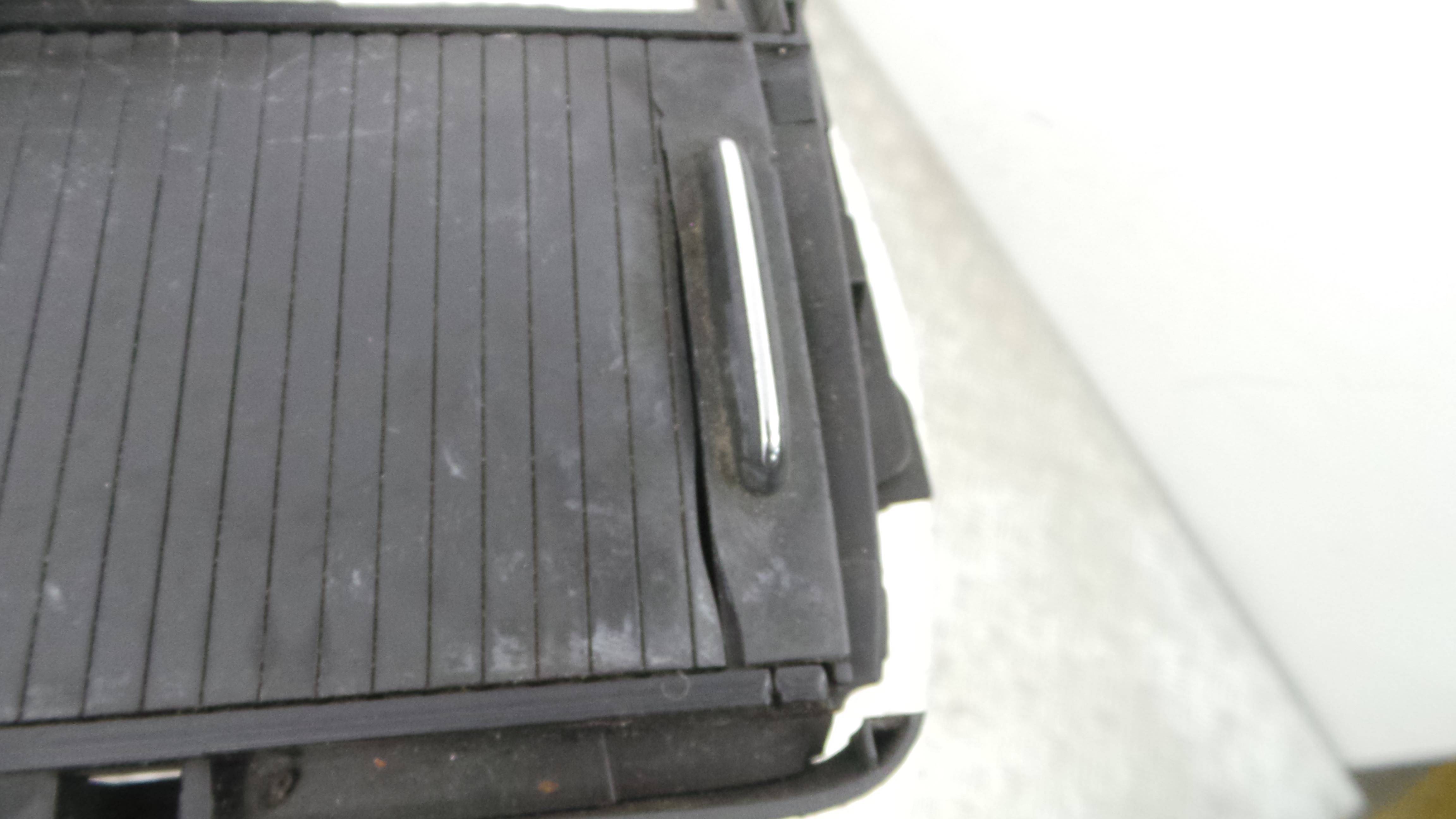 Apoio de Braço Central A2046800639 - MERCEDES-BENZ C-CLASS (W204)-33189283