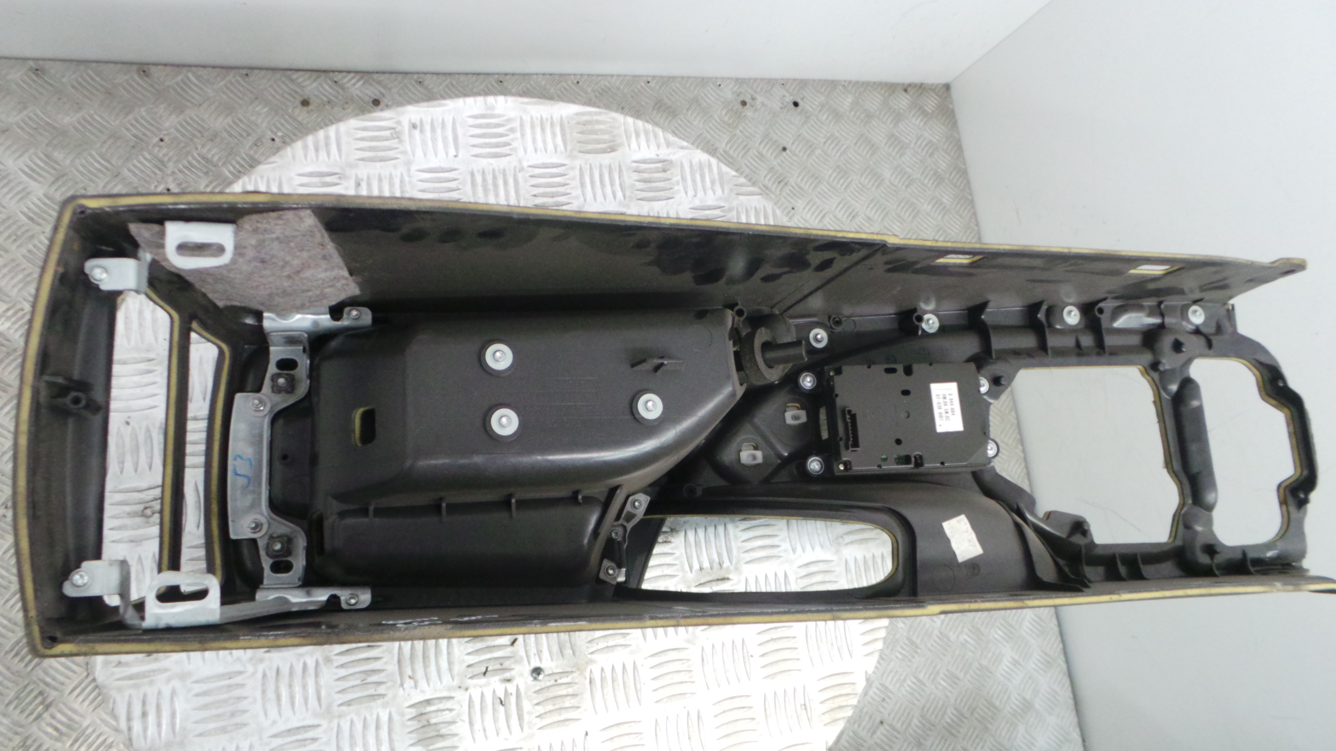 Apoio de Braço Central 51.16-7034086 - BMW 5 (E60)-33189316