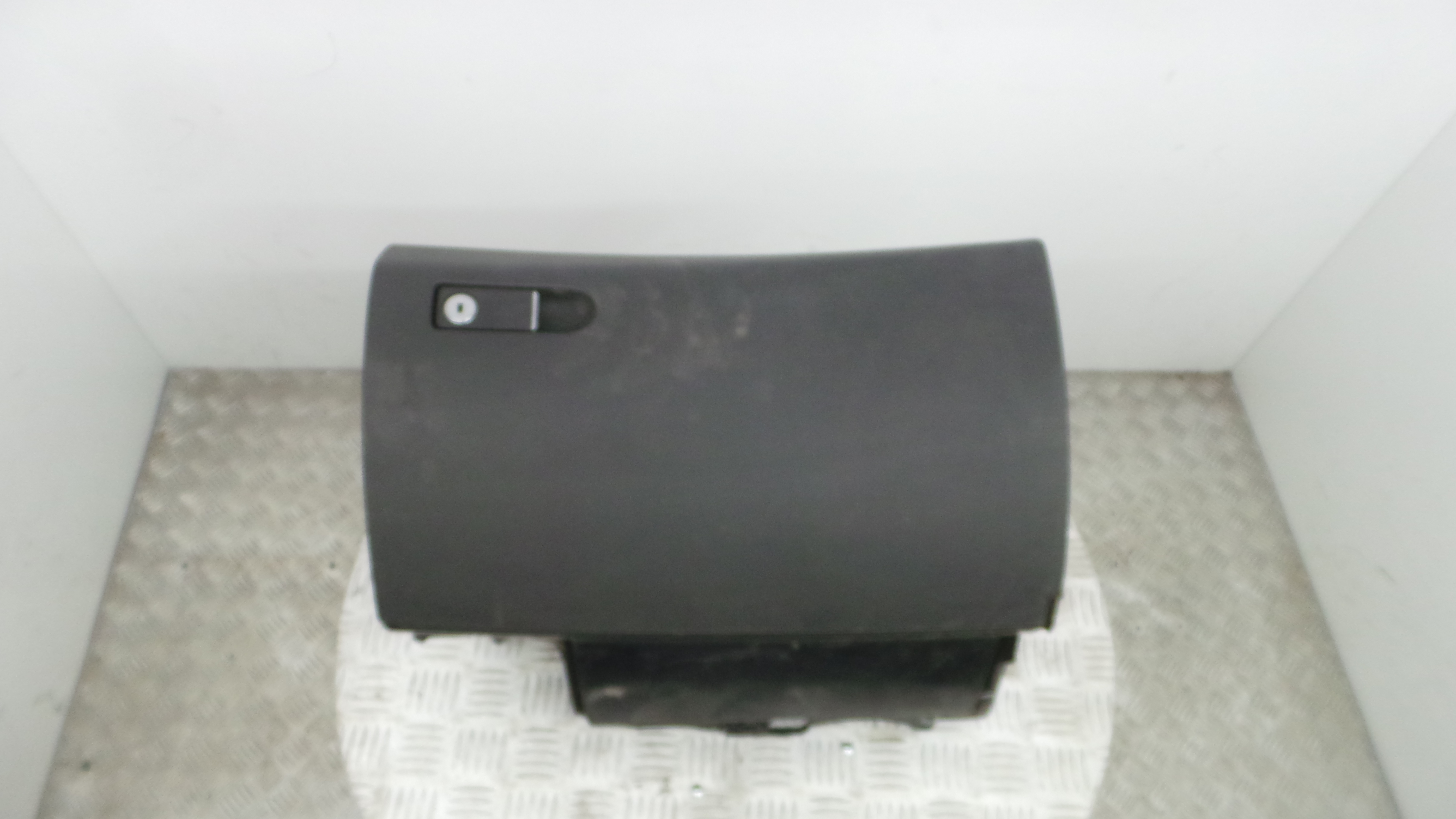 Porta Luvas  A2046803391 - MERCEDES-BENZ C-CLASS (W204)-33189427