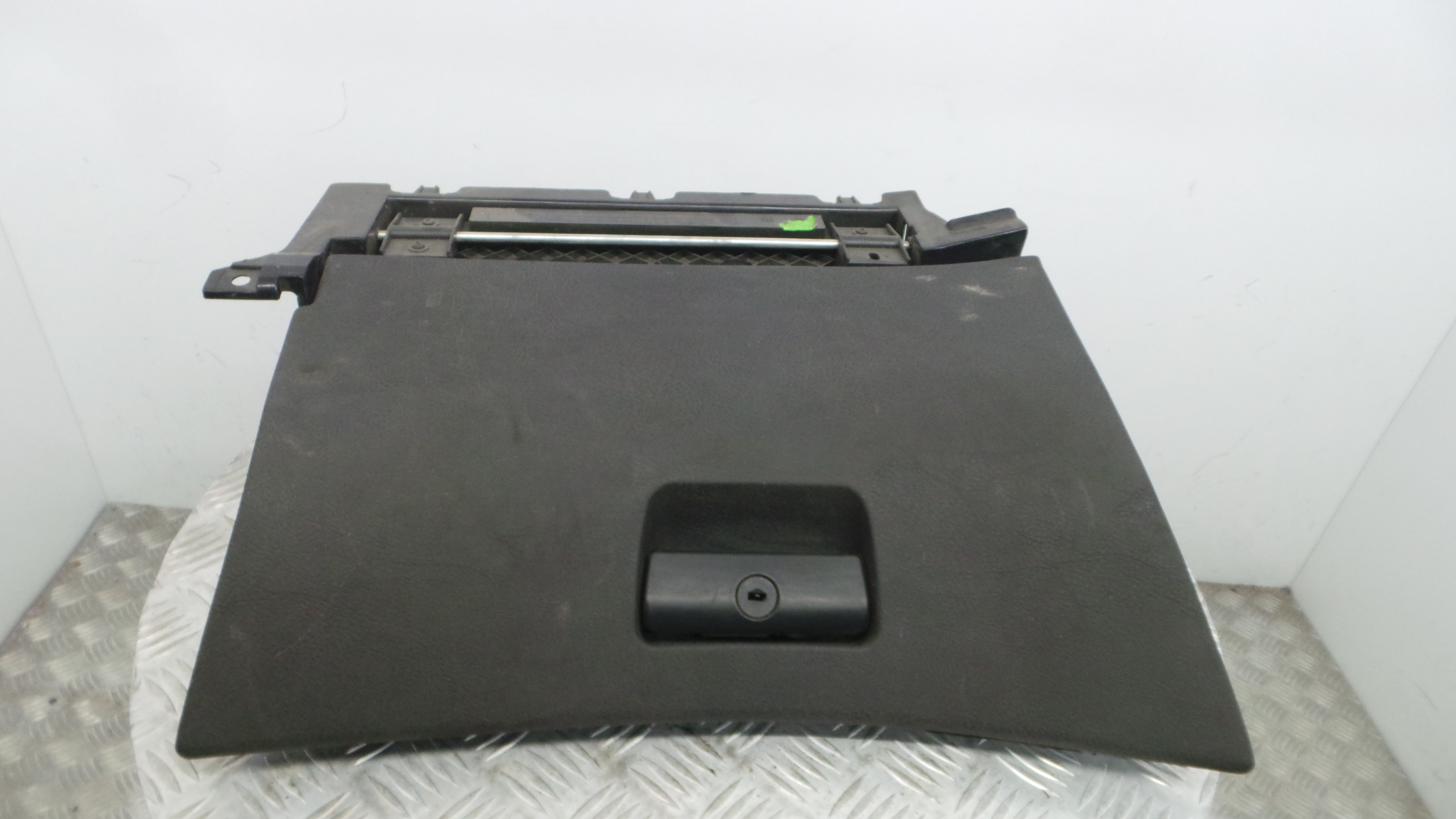 Porta Luvas 51.16-8196111 - BMW 3 (E46)-33189471 Porta Luvas 51.16-8196111 - BMW 3 (E46)-33189471