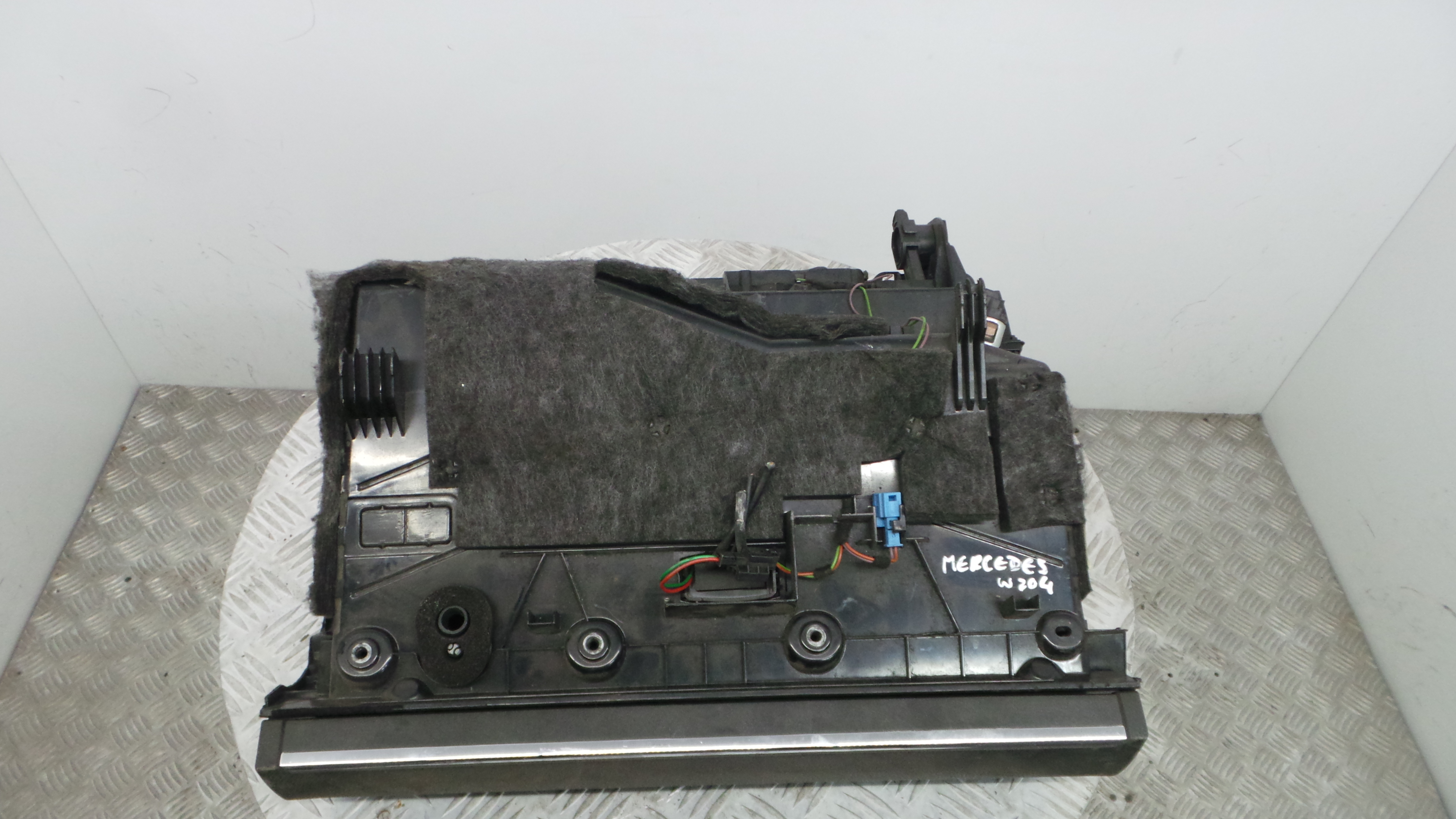 Porta Luvas  A2046802691 - MERCEDES-BENZ C-CLASS (W204)-33189475