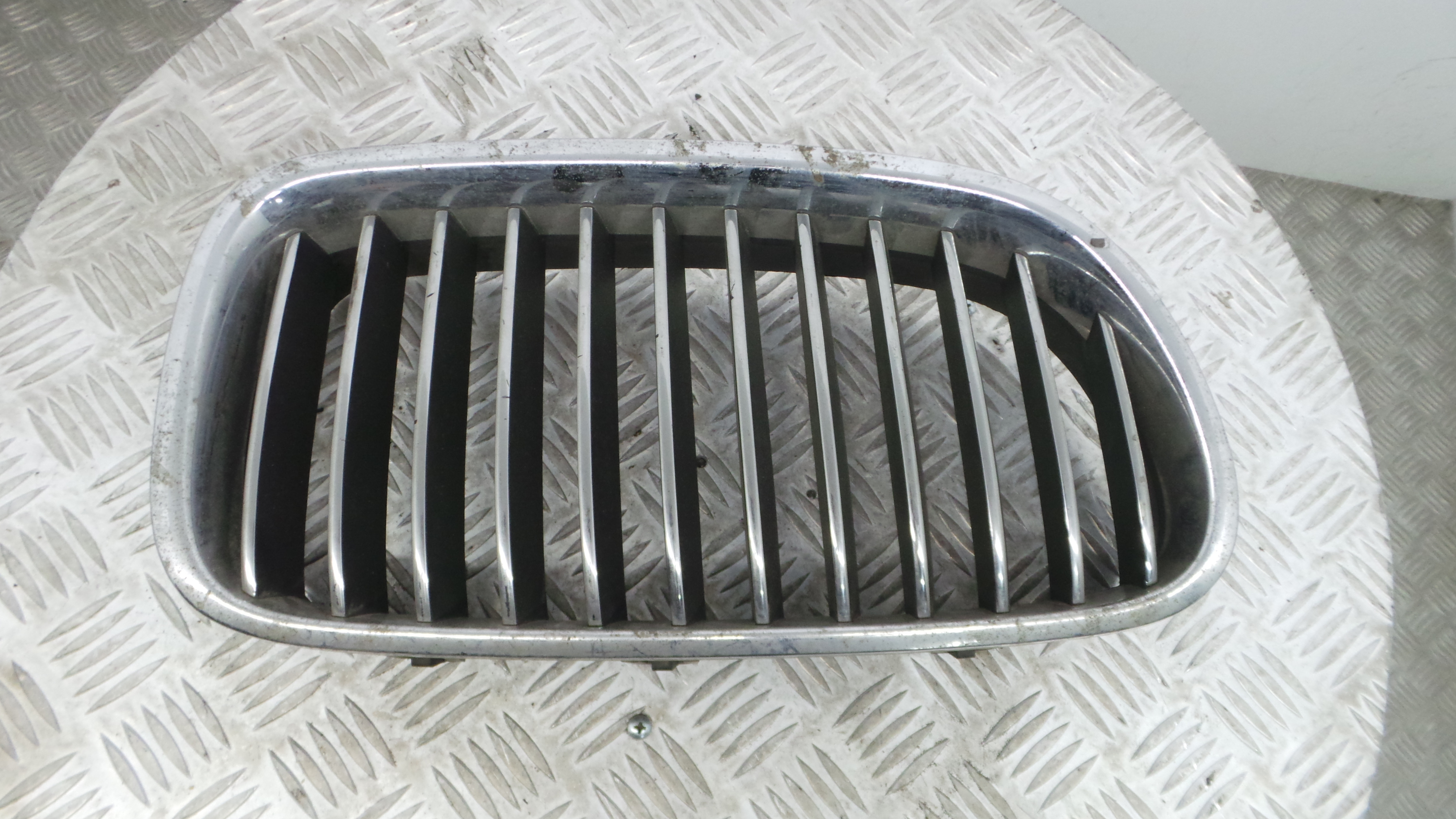 Grelha da Frente 51.13-7200728 - BMW 5 (F10)-33189682