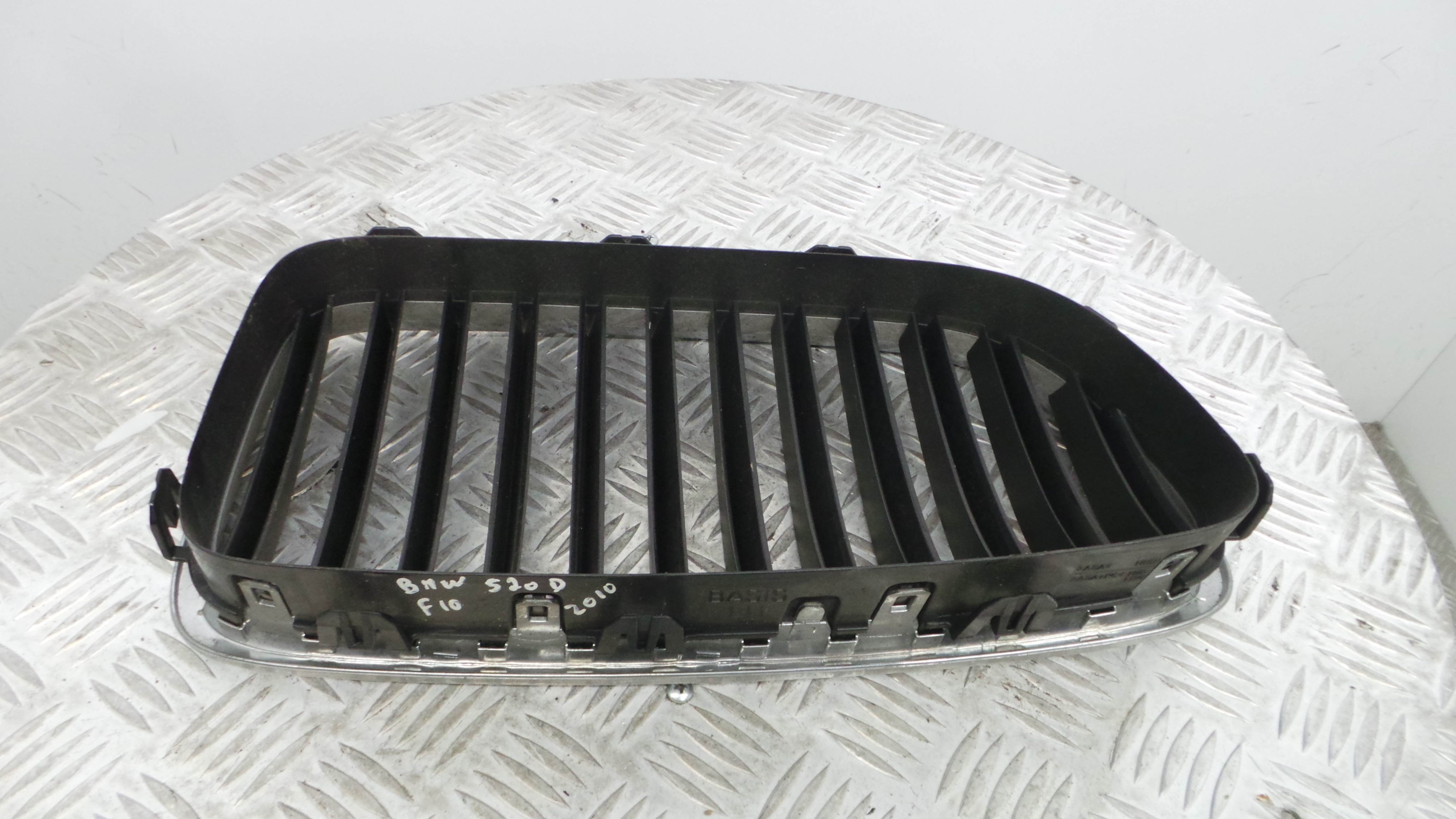 Grelha da Frente 51.13-7200727 - BMW 5 (F10)-33189707