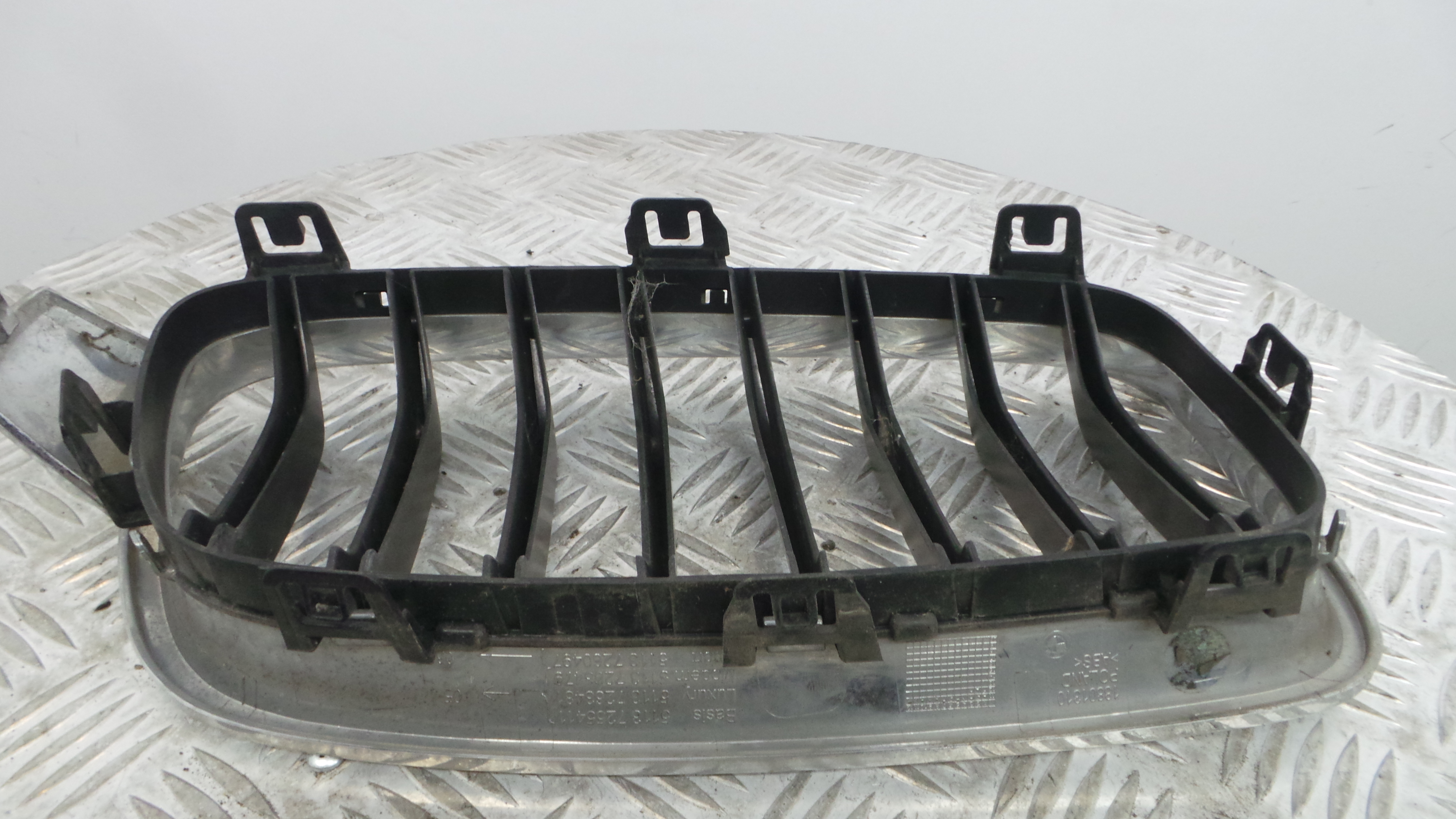 Grelha do Pára-Choques da Frente 51.13-7255411 - BMW 3 (F30, F80)-33189712