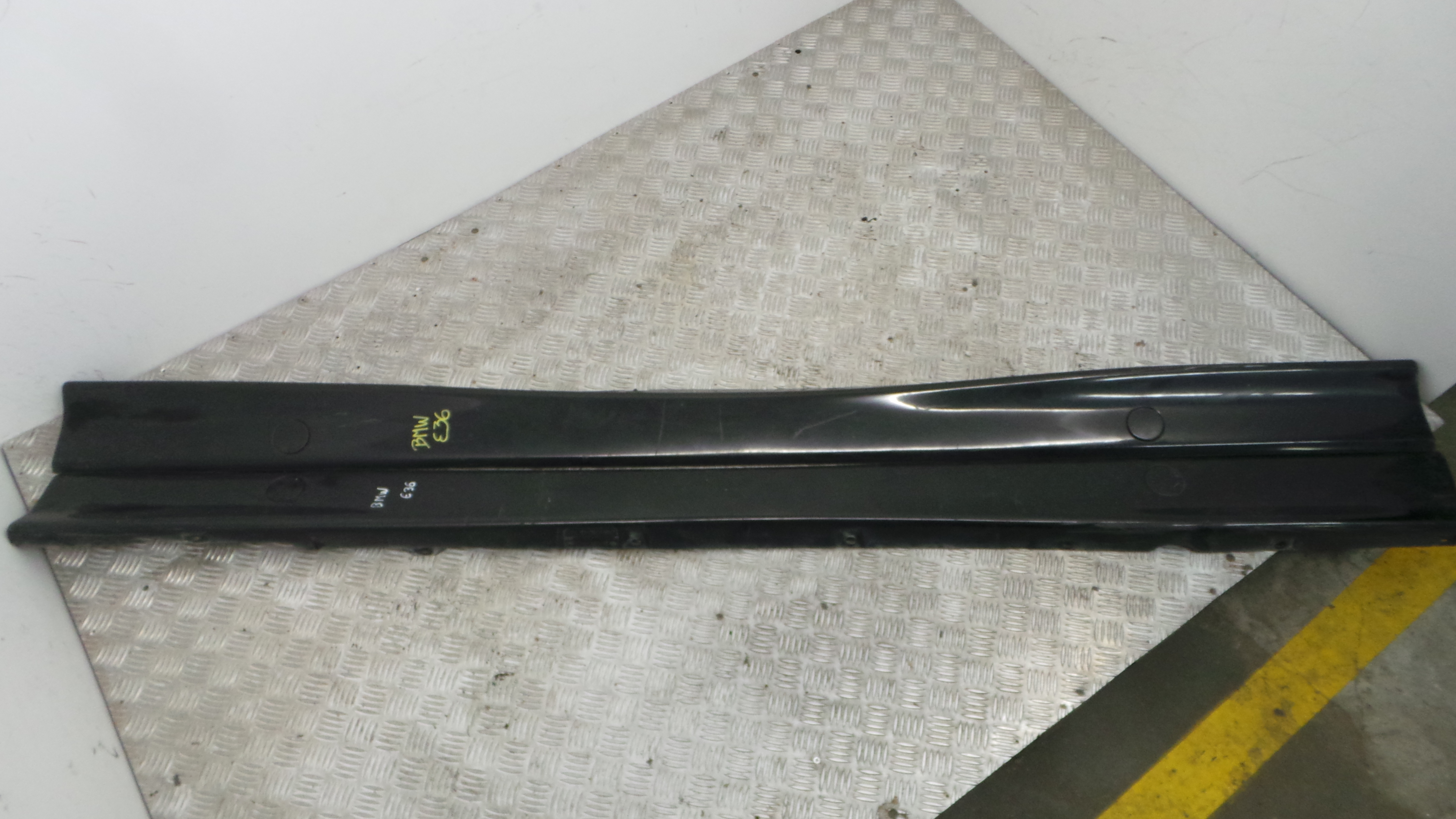 embaladeiras 8177862 - BMW 3 Compact (E36)-33189826