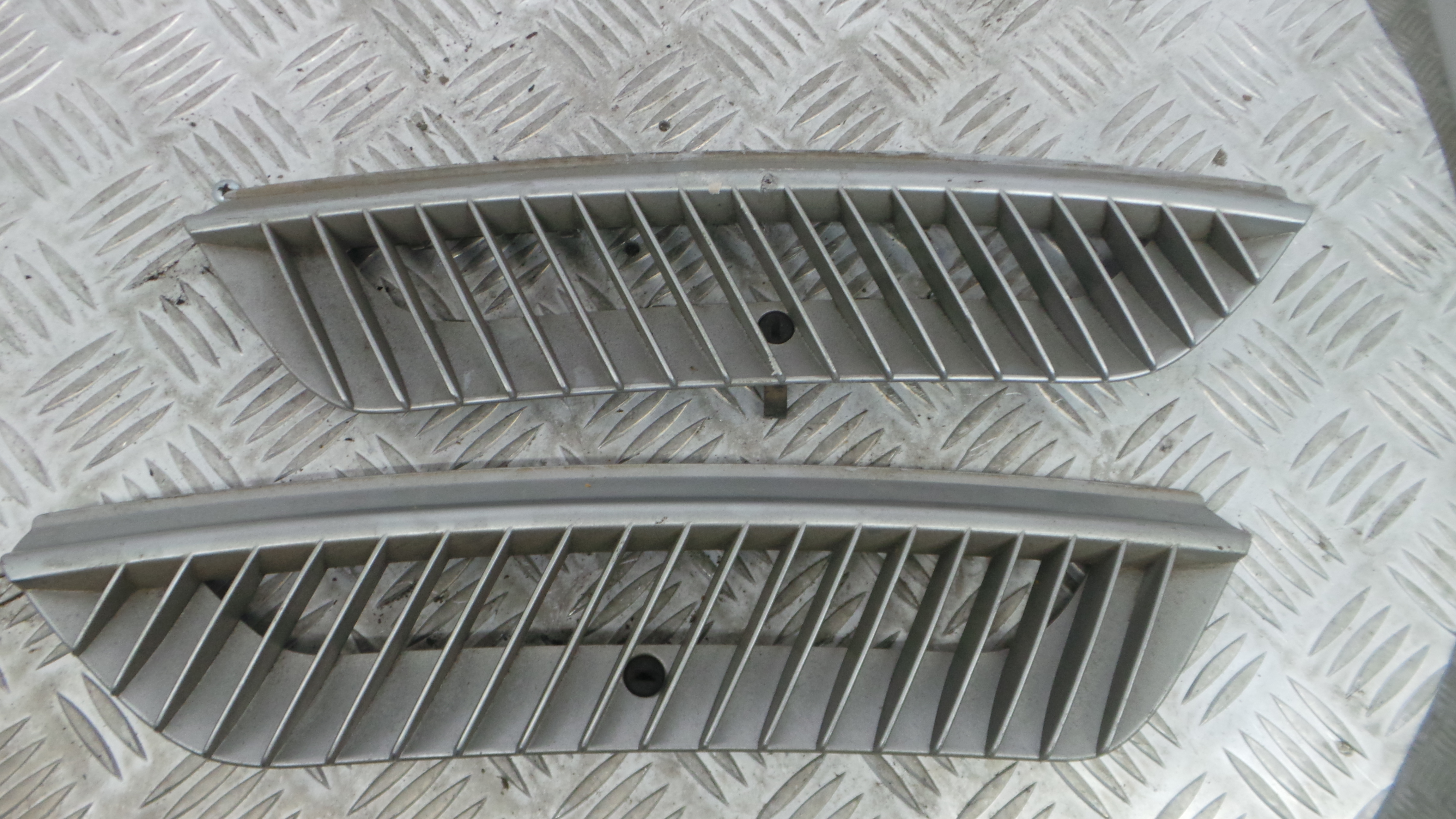 Grelha do Parabrisas 0001696 - SMART FORTWO Coupé (450)-33190090