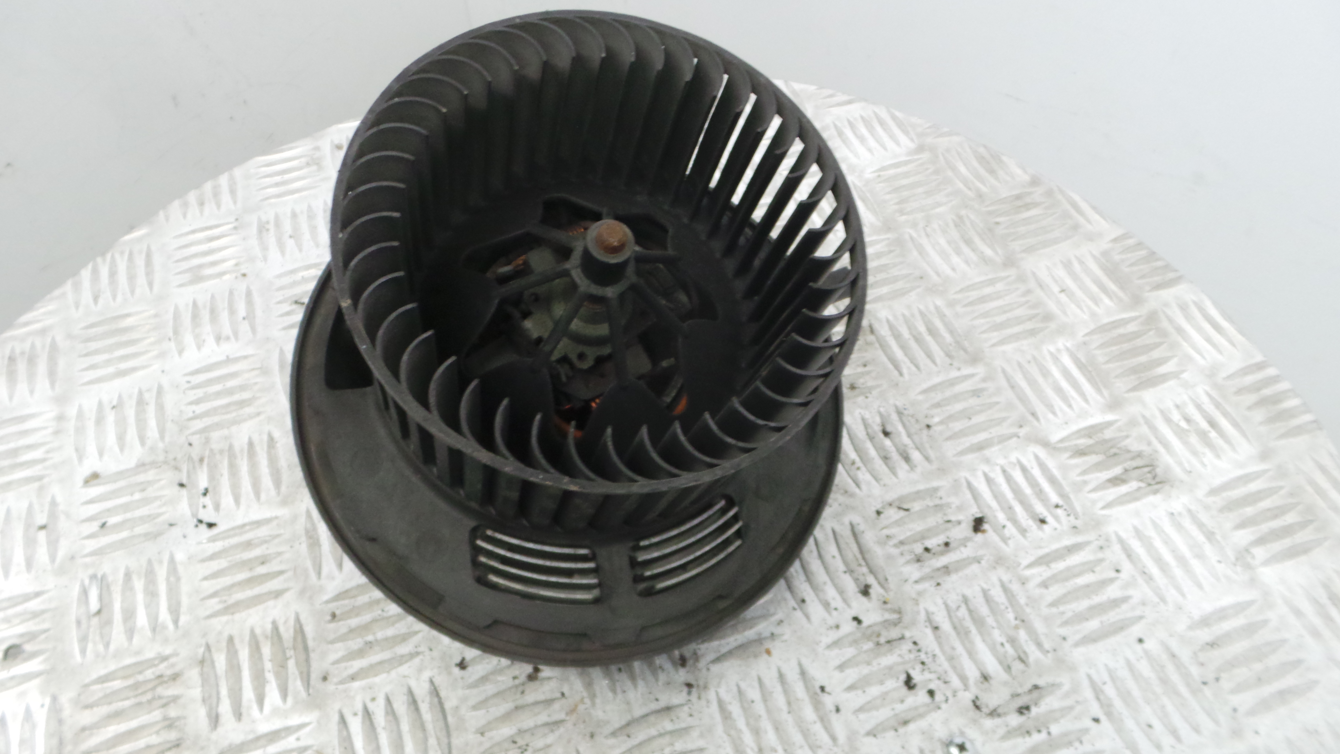 Motor da Chauffage / Motor de Sofagem 64.11-6933663 - BMW 1 (E87)-33190206