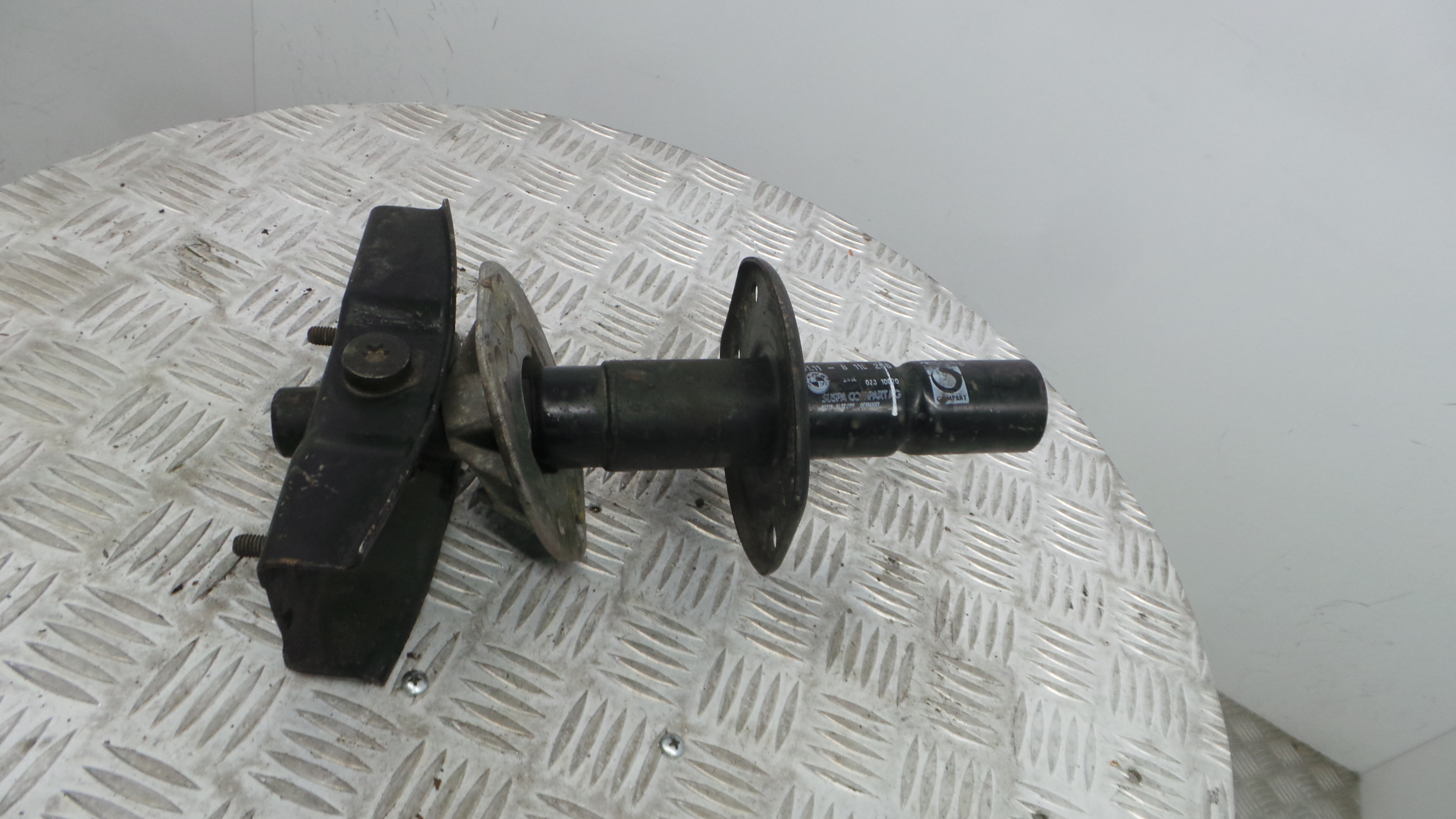 Amortecedor Impacto Para Choque Frente 51.11-8119258 - BMW 3 (E36)-33190297