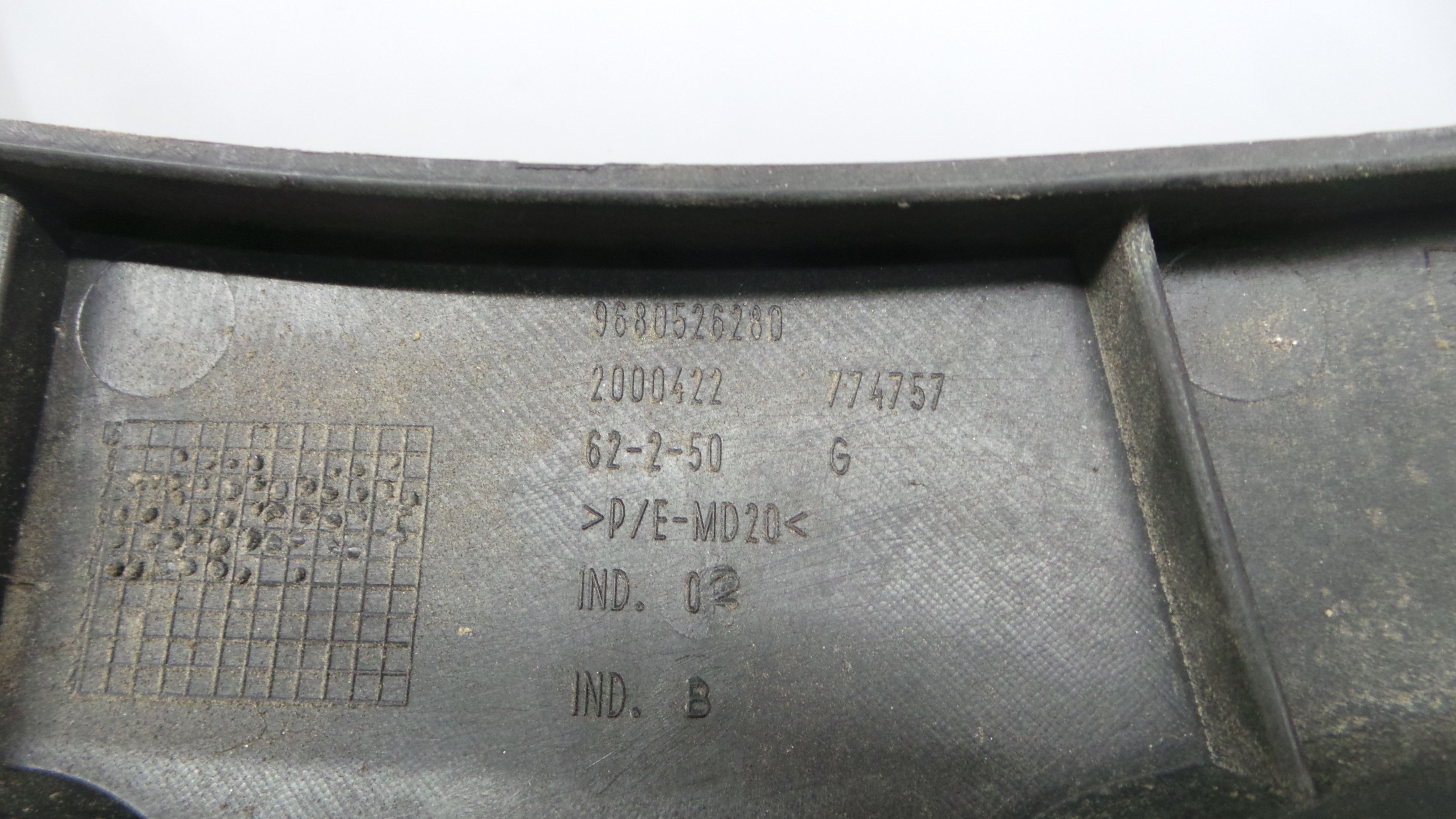 Suporte do Para Choques 9680526180 - CITROËN C4 PICASSO I Veículo multiuso (UD_)-33190700