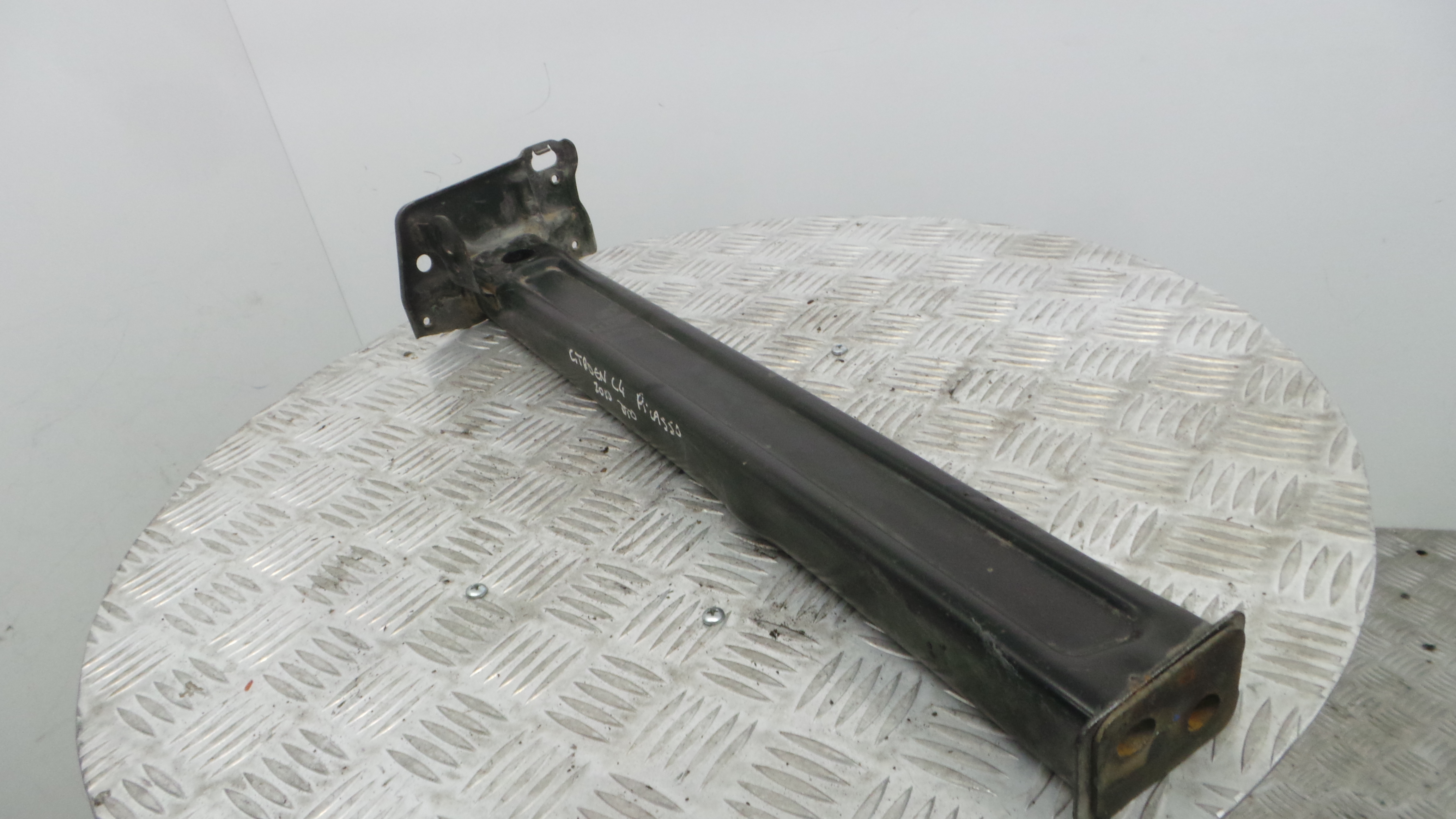 Travessa Inferior 9677054880 - CITROËN C4 PICASSO I Veículo multiuso (UD_)-33191198