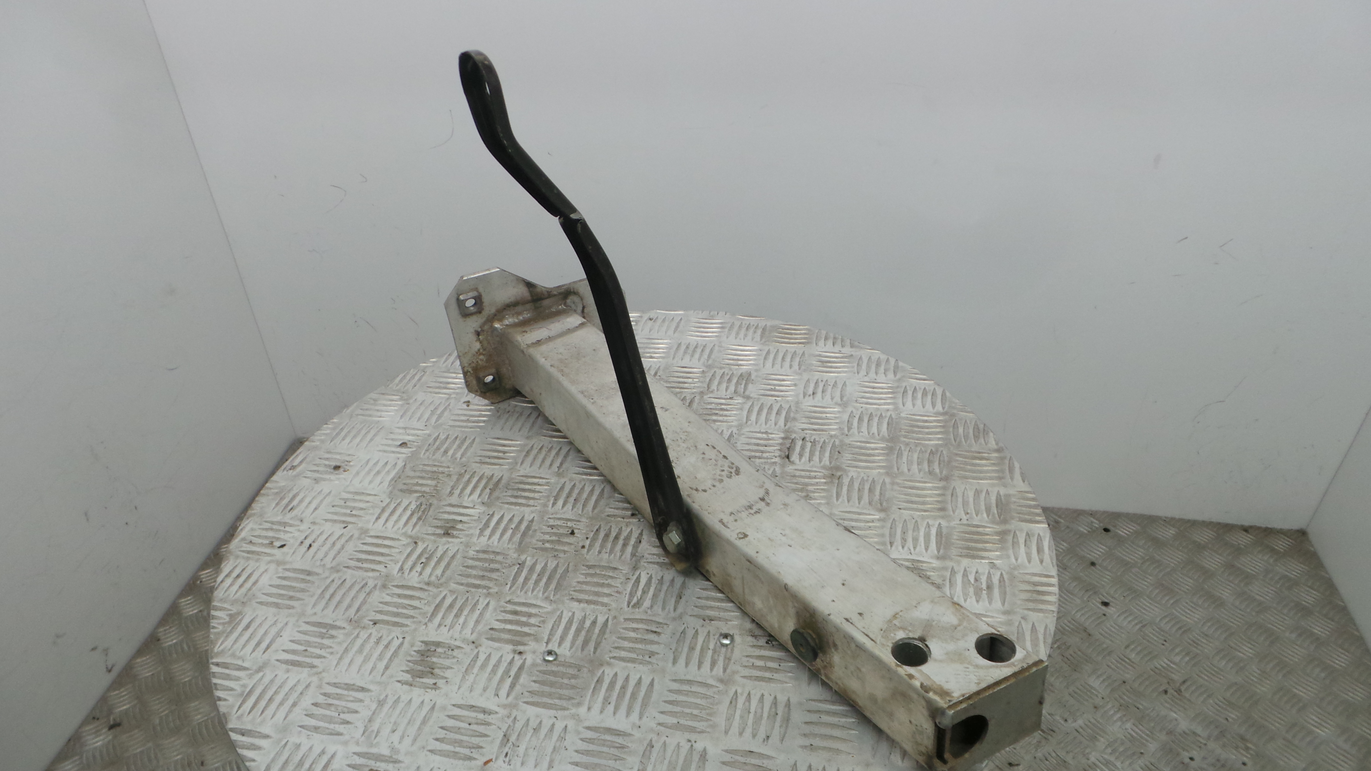 Travessa Inferior 51811234SX - ALFA ROMEO GIULIETTA (940_)-33191235