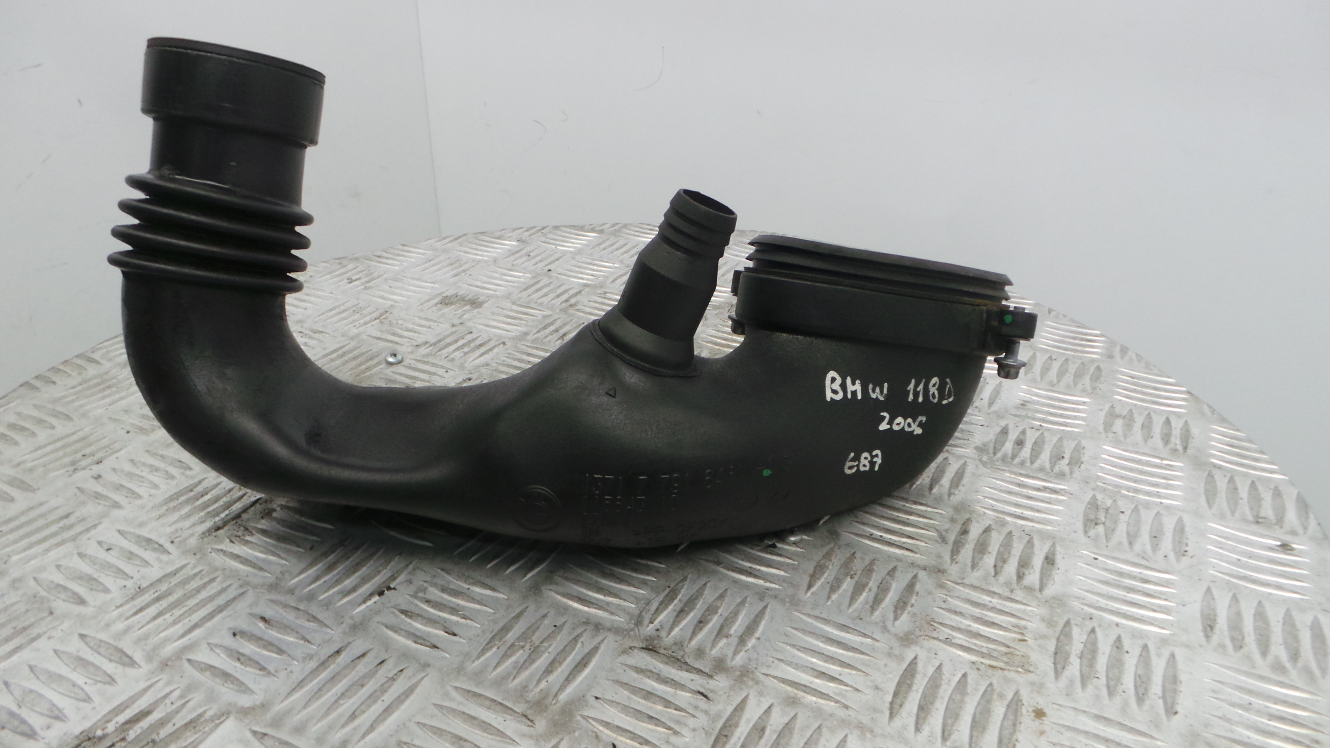 Tubo Intercooler 13.71-7791646 - BMW 1 (E87)-33191323