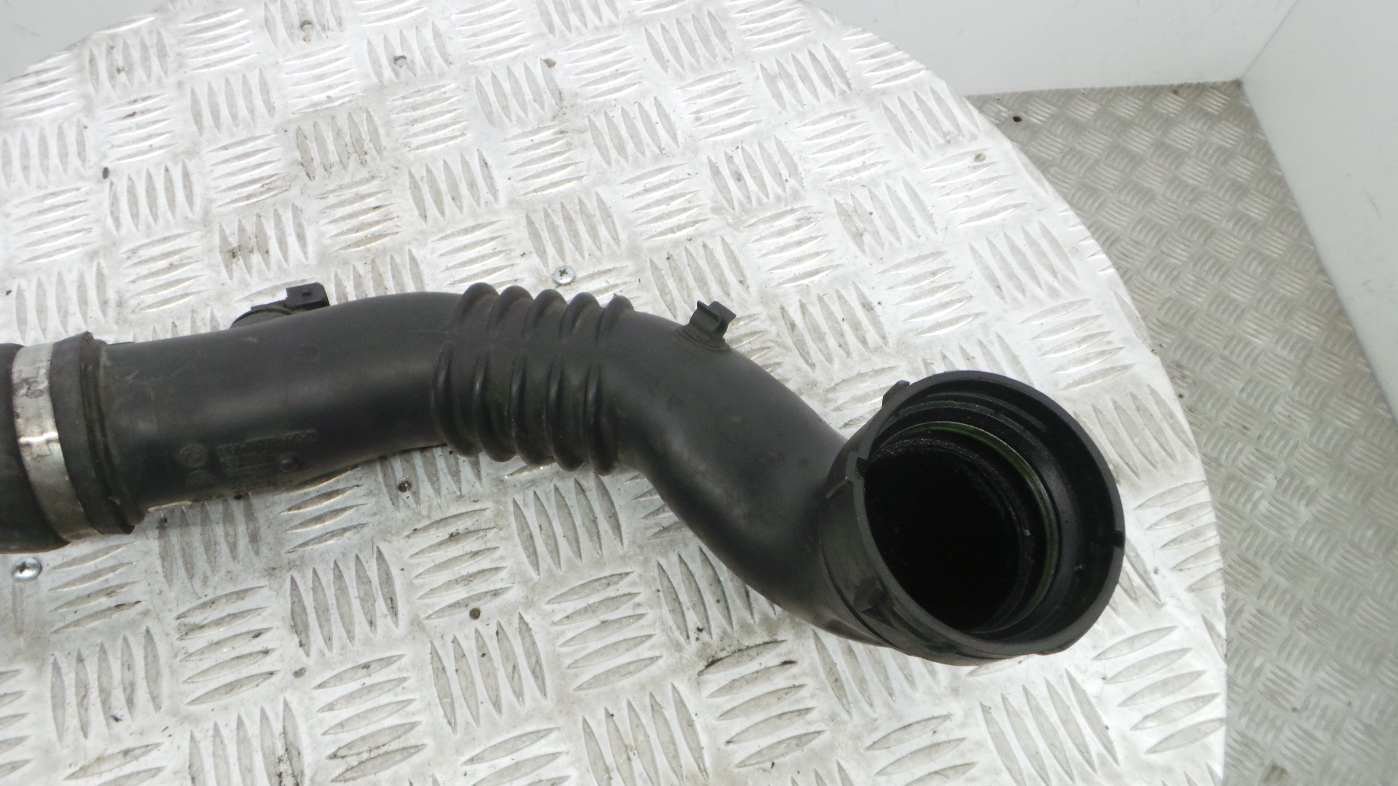 Tubo Intercooler 11.61-7798692 - BMW 1 (E87)-33191363