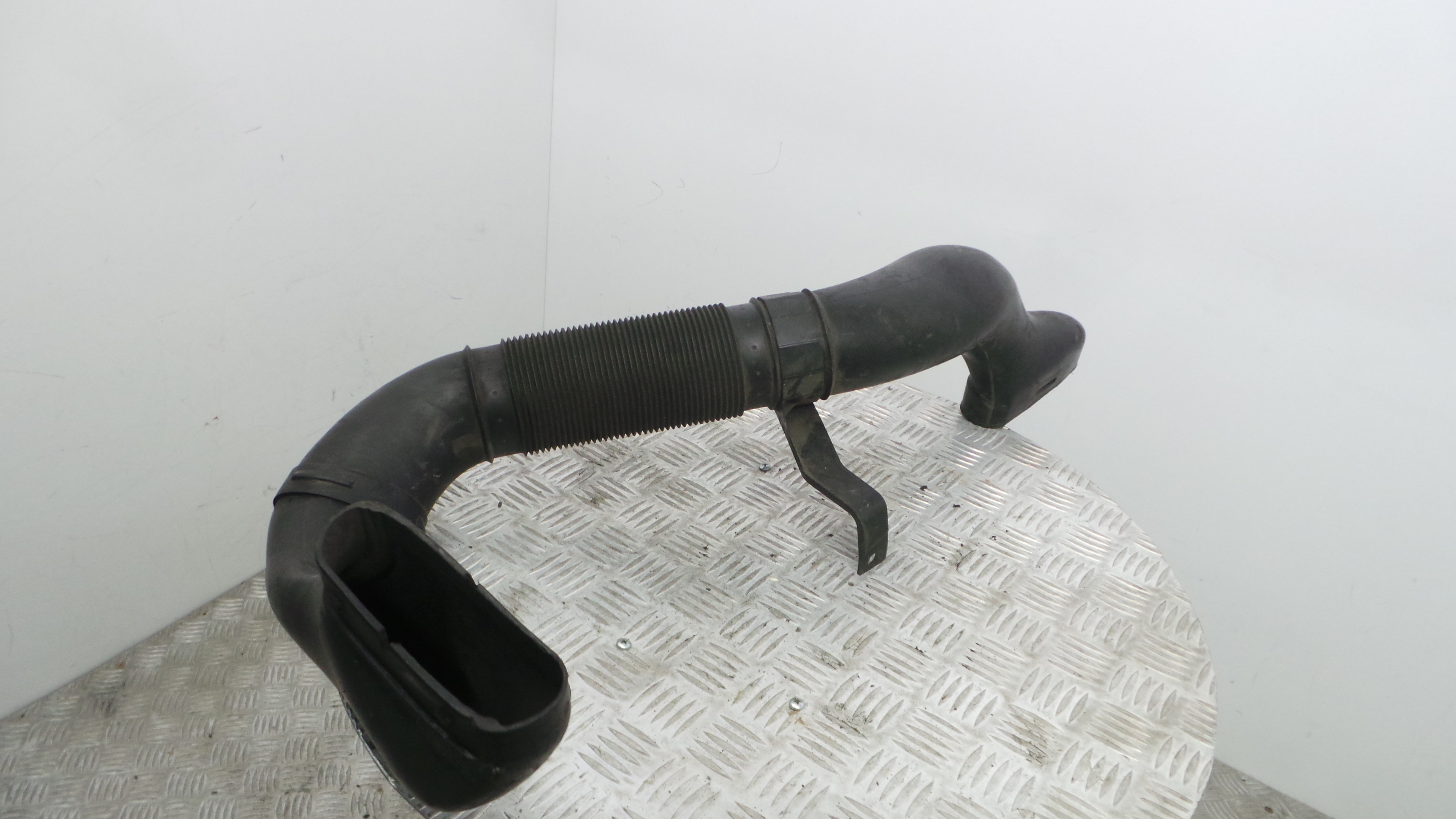 Tubo Caixa Filtro Ar A6460900082 - MERCEDES-BENZ CLK (C209)-33191418