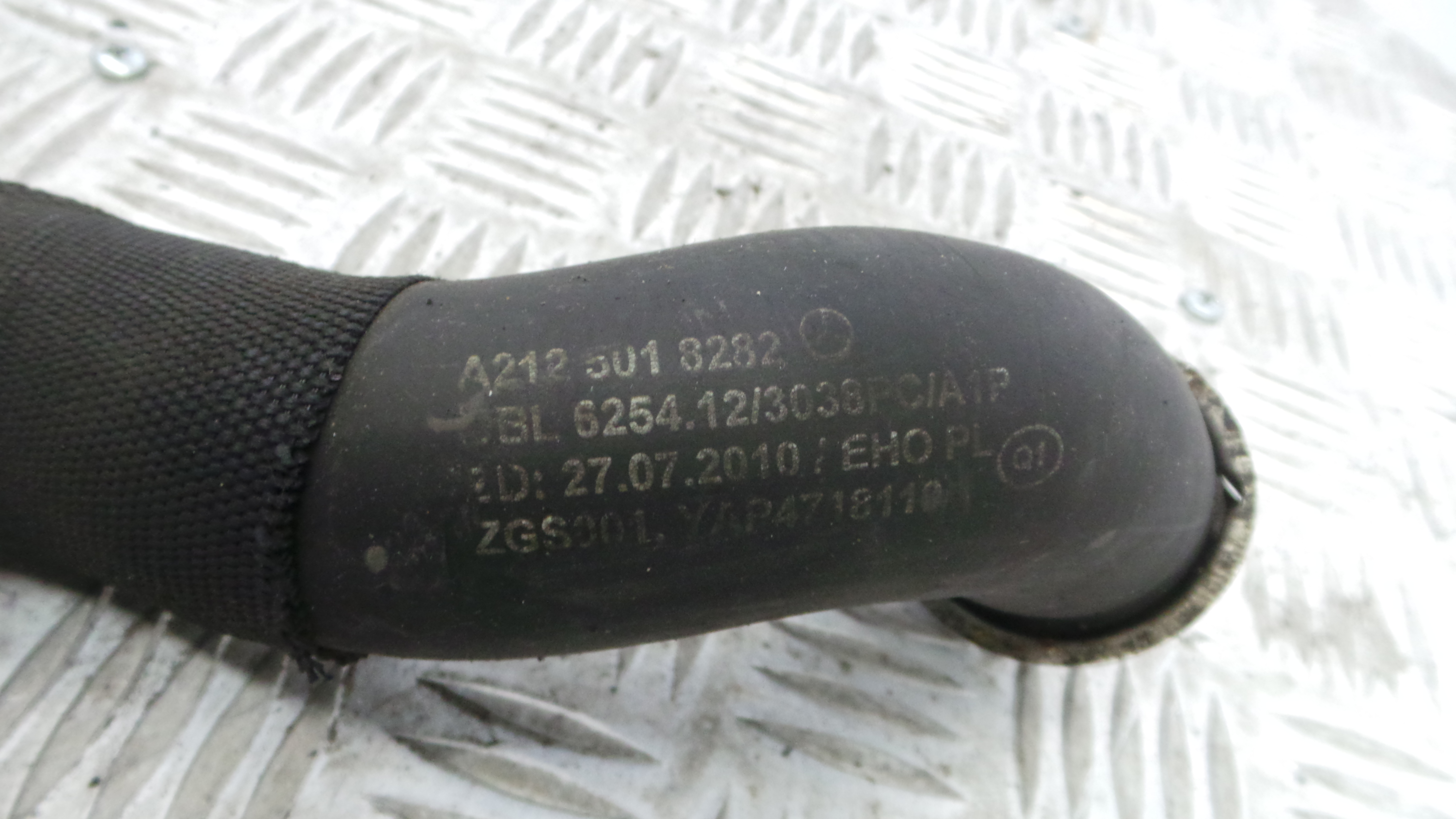 Tubo da Água A2125018282 - MERCEDES-BENZ E-CLASS (W212)-33191443