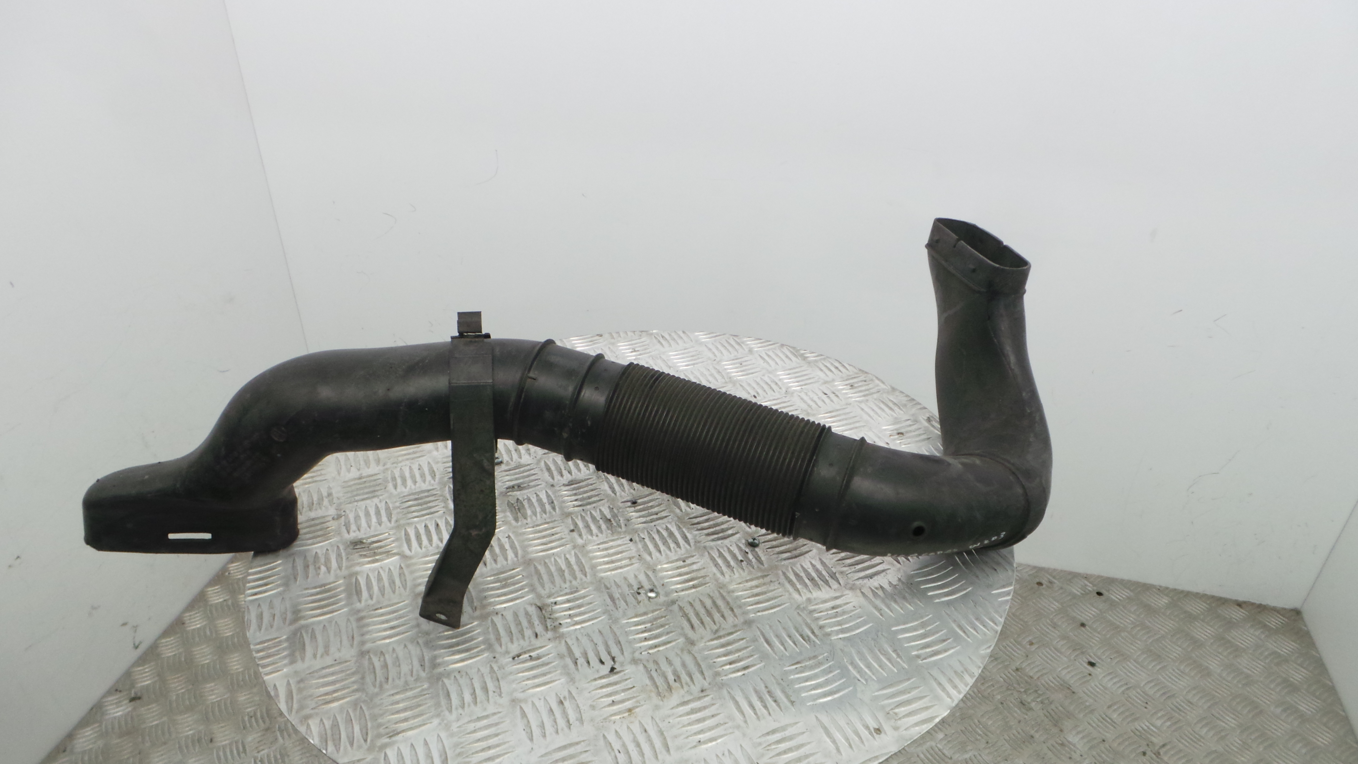 Tubo Caixa Filtro Ar A6460940397 - MERCEDES-BENZ C-CLASS (W203)-33191525