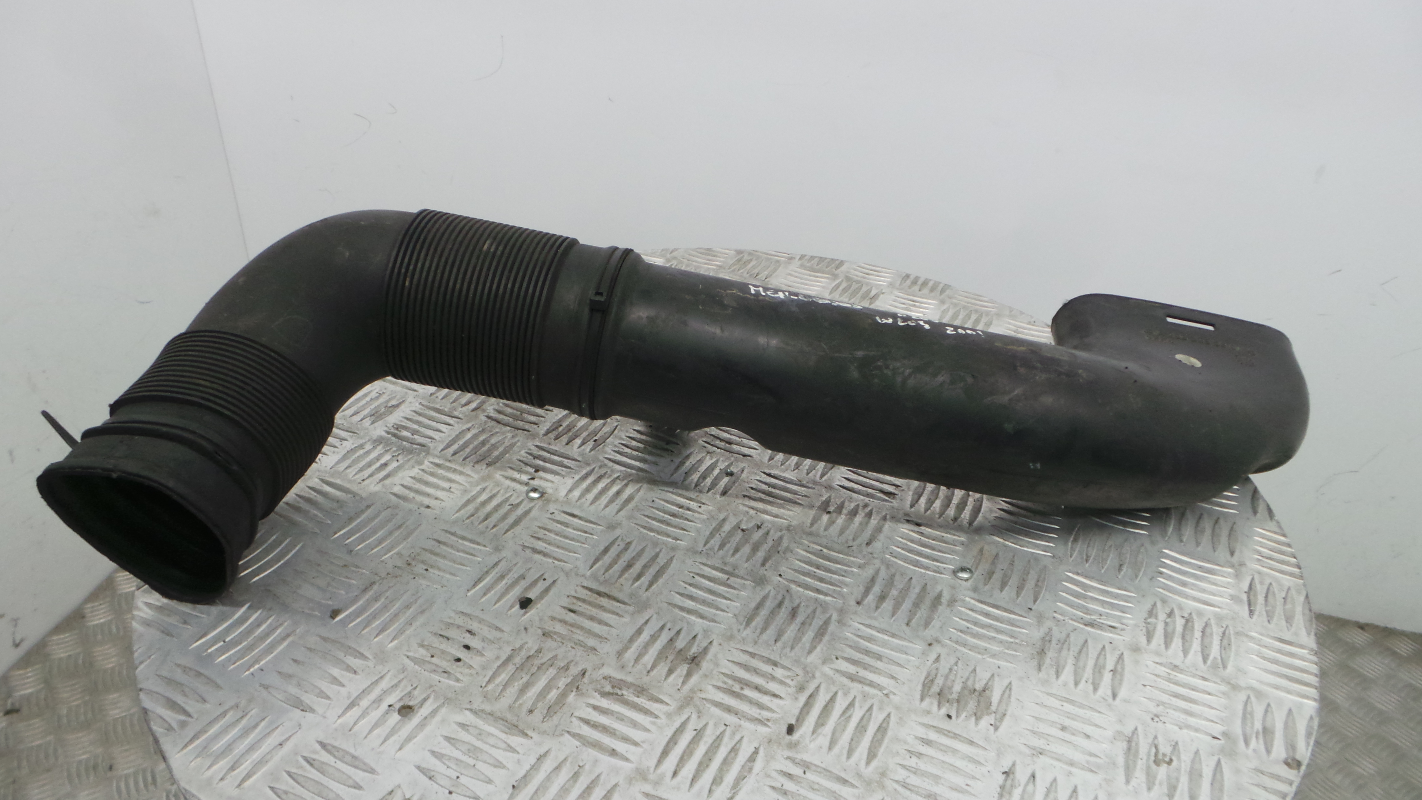 Tubo Caixa Filtro Ar A2035280607 - MERCEDES-BENZ C-CLASS (W203)-33191572