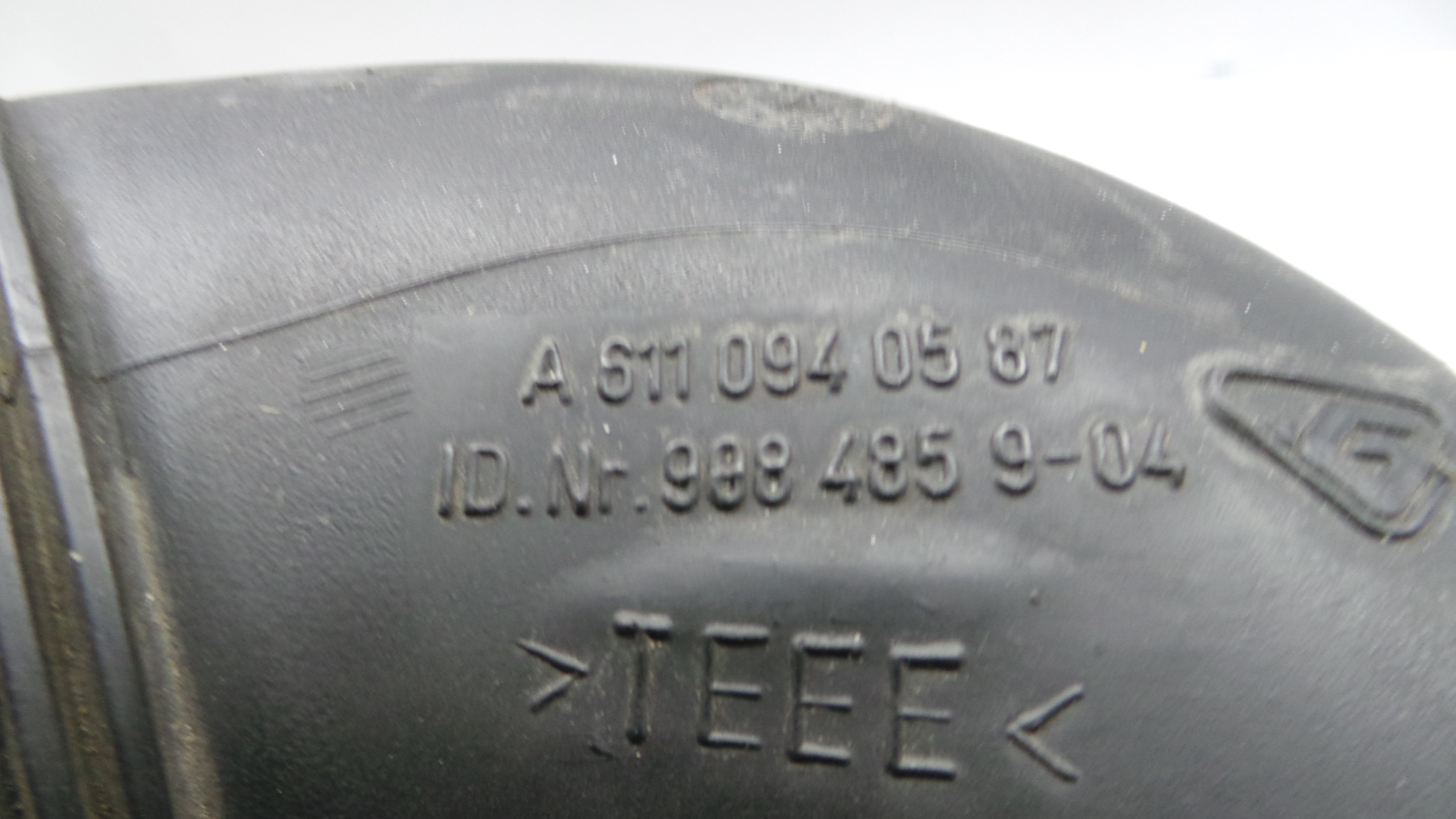 Tubo Caixa Filtro Ar A2035280607 - MERCEDES-BENZ C-CLASS (W203)-33191572