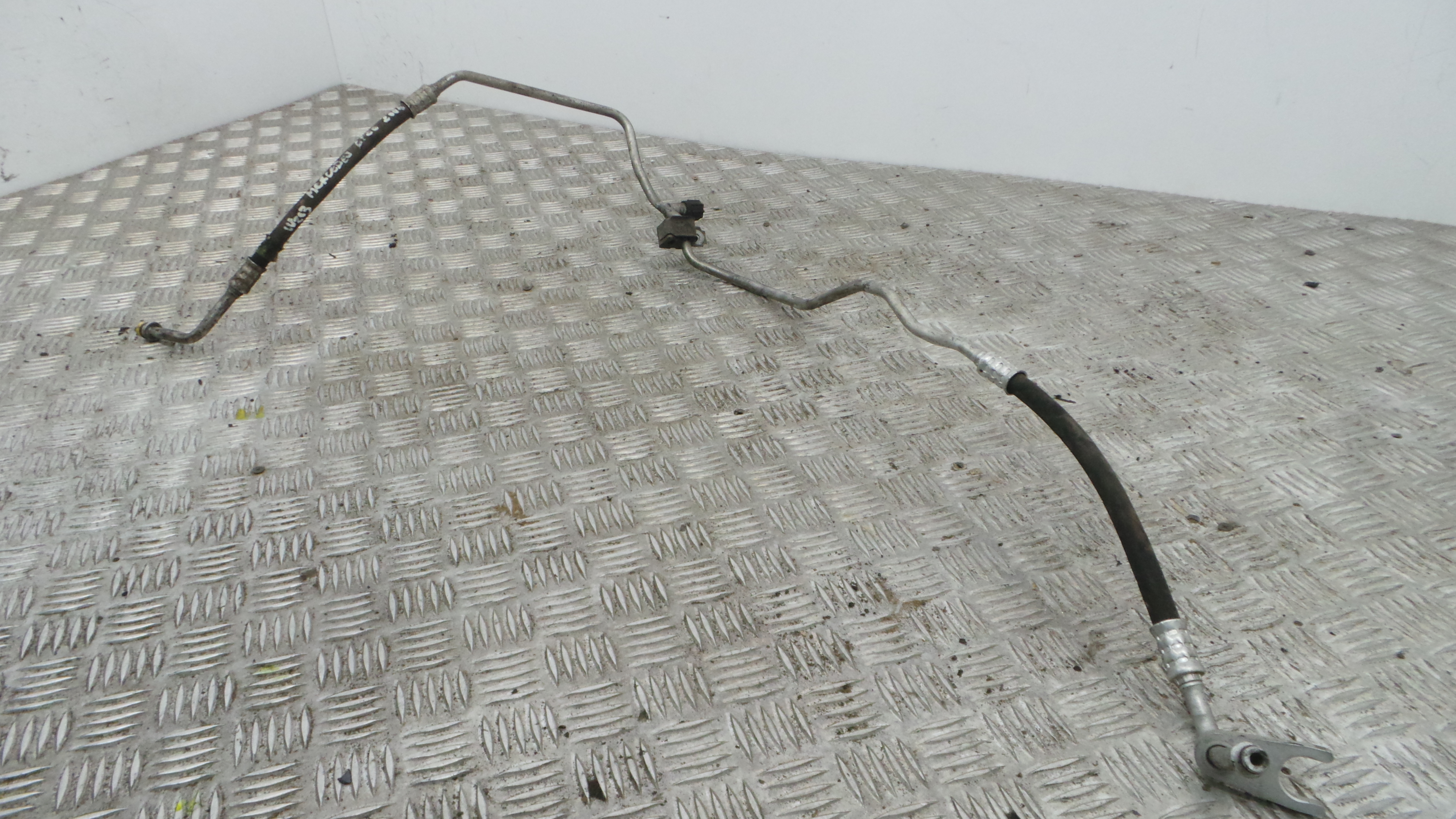 Tubo Ar Condicionado A2038302015 - MERCEDES-BENZ C-CLASS (W203)-33191828