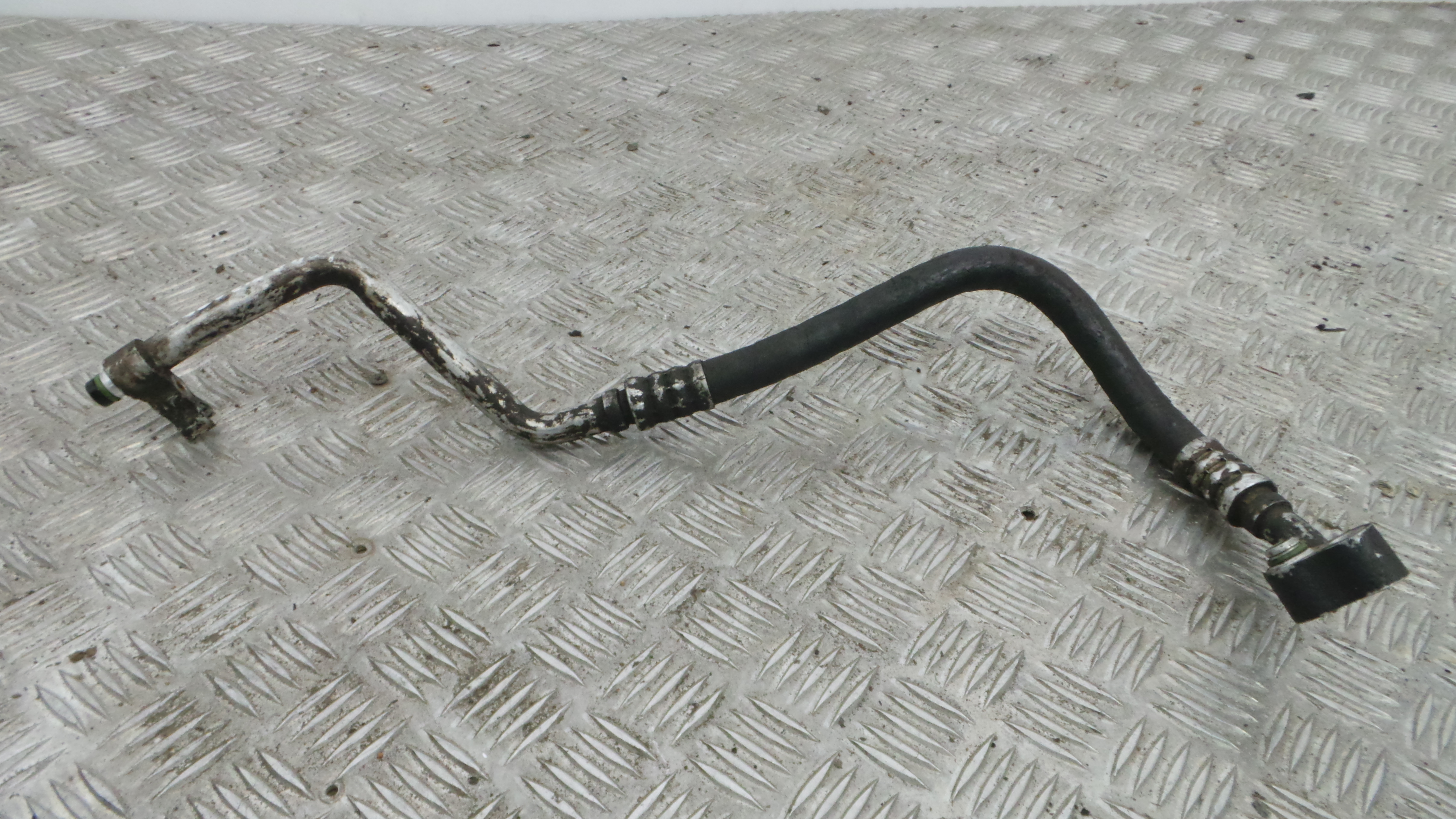 Tubo Ar Condicionado A6462300456 - MERCEDES-BENZ C-CLASS (W203)-33191835