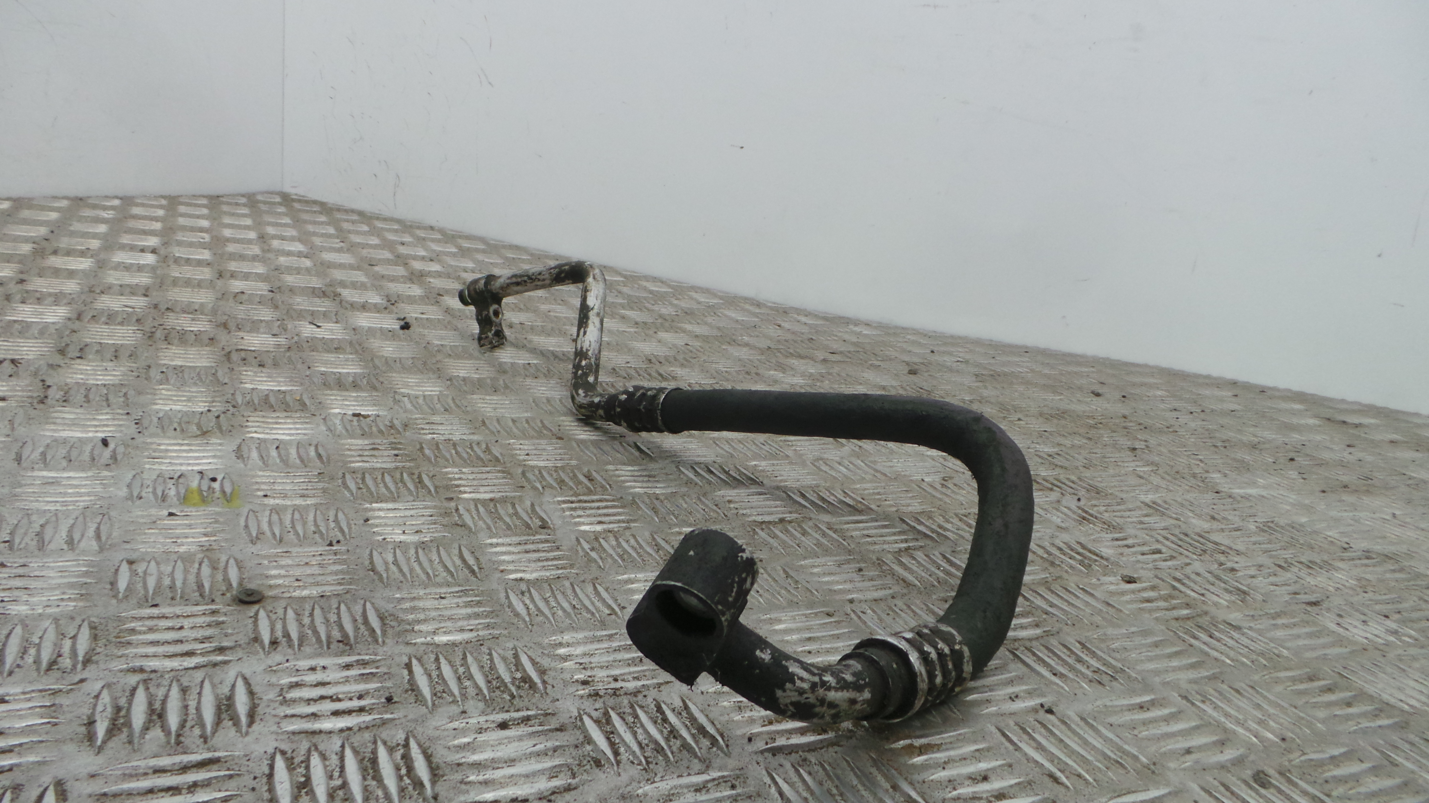 Tubo Ar Condicionado A6462300456 - MERCEDES-BENZ C-CLASS (W203)-33191835