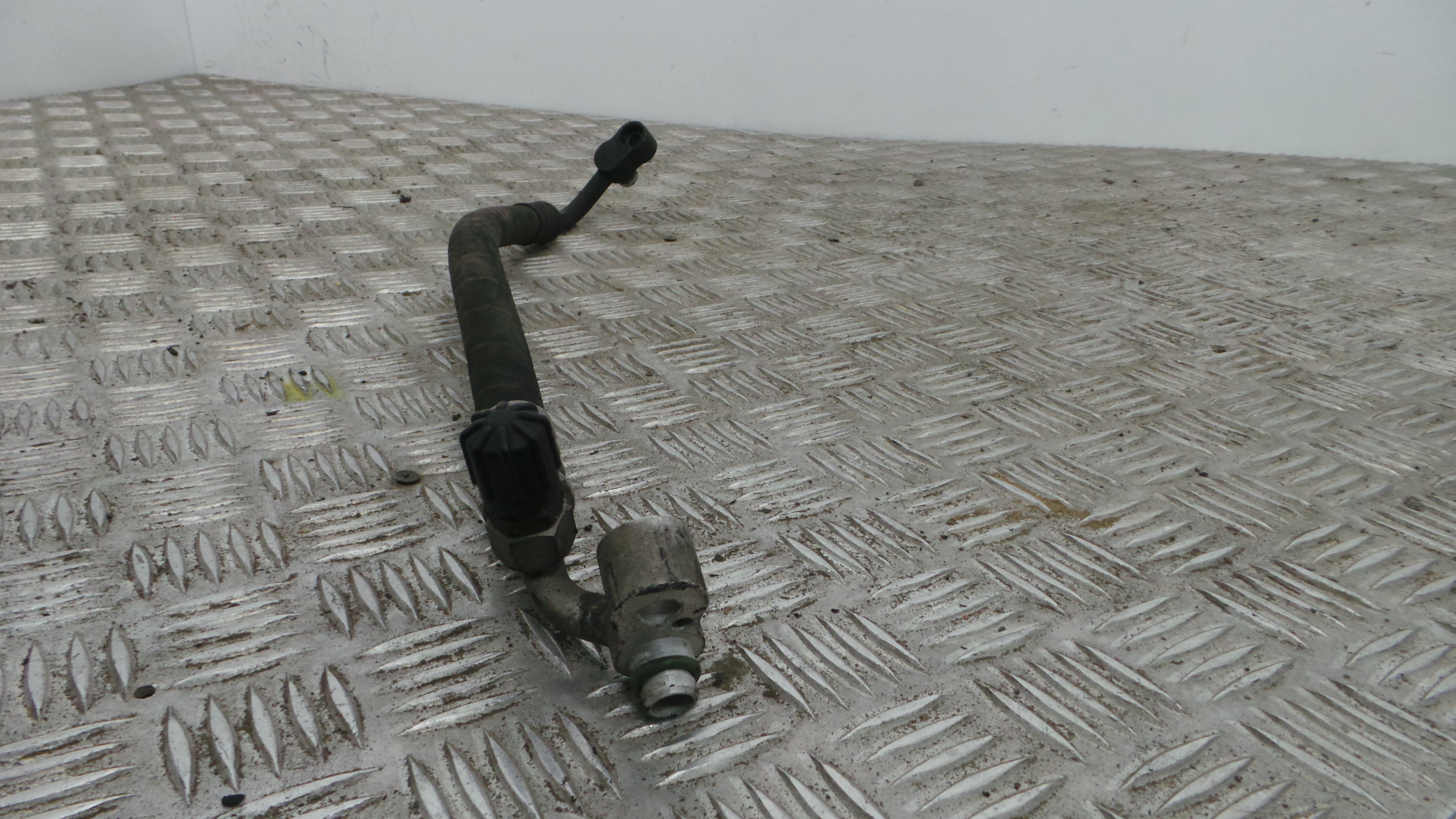 Tubo Ar Condicionado 64.53-6905645 - BMW 3 (E46)-33191859