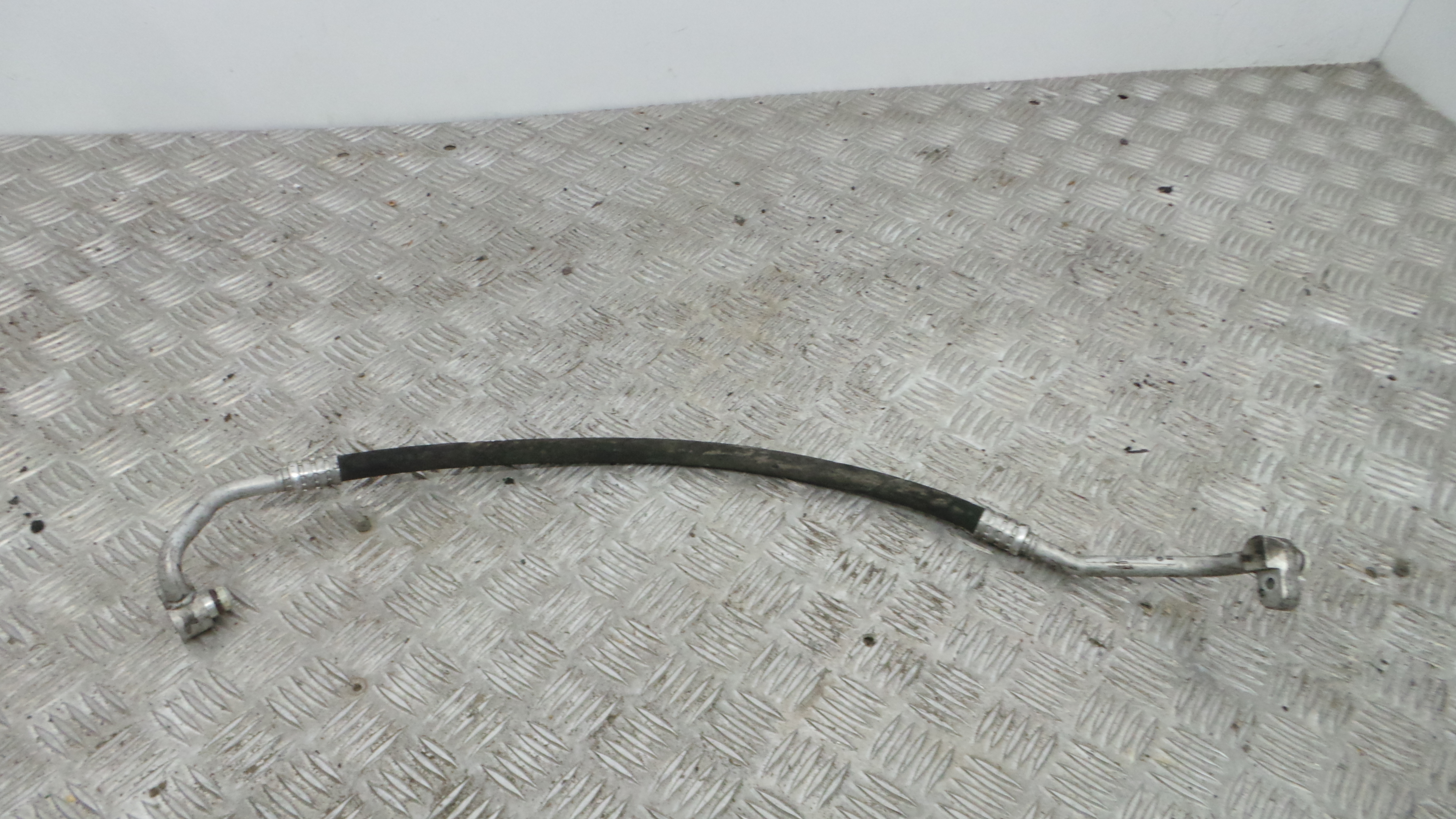 Tubo Ar Condicionado 64.53-9212082 - BMW 1 (E87)-33191873