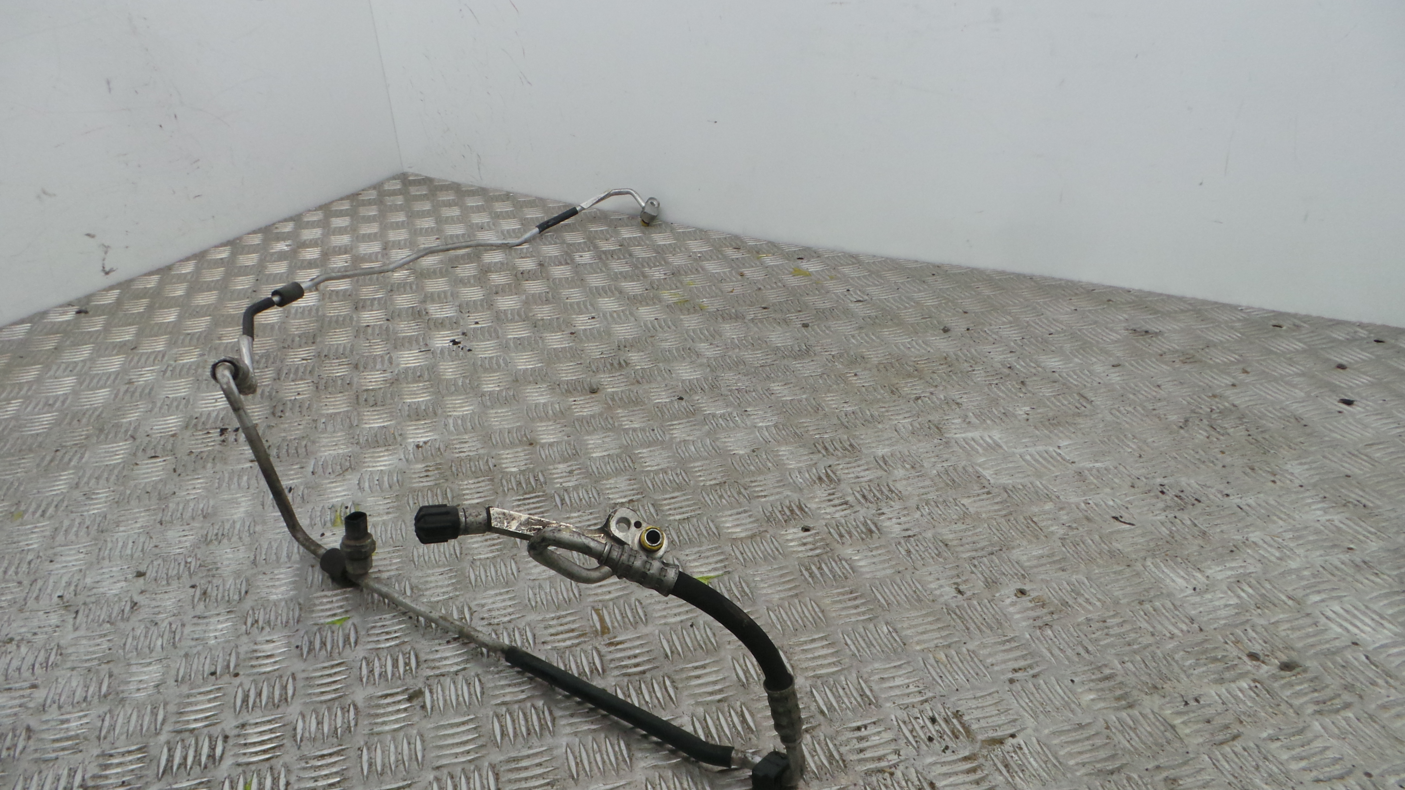 Tubo Ar Condicionado 64.53-9151737 - BMW 1 (E87)-33192056