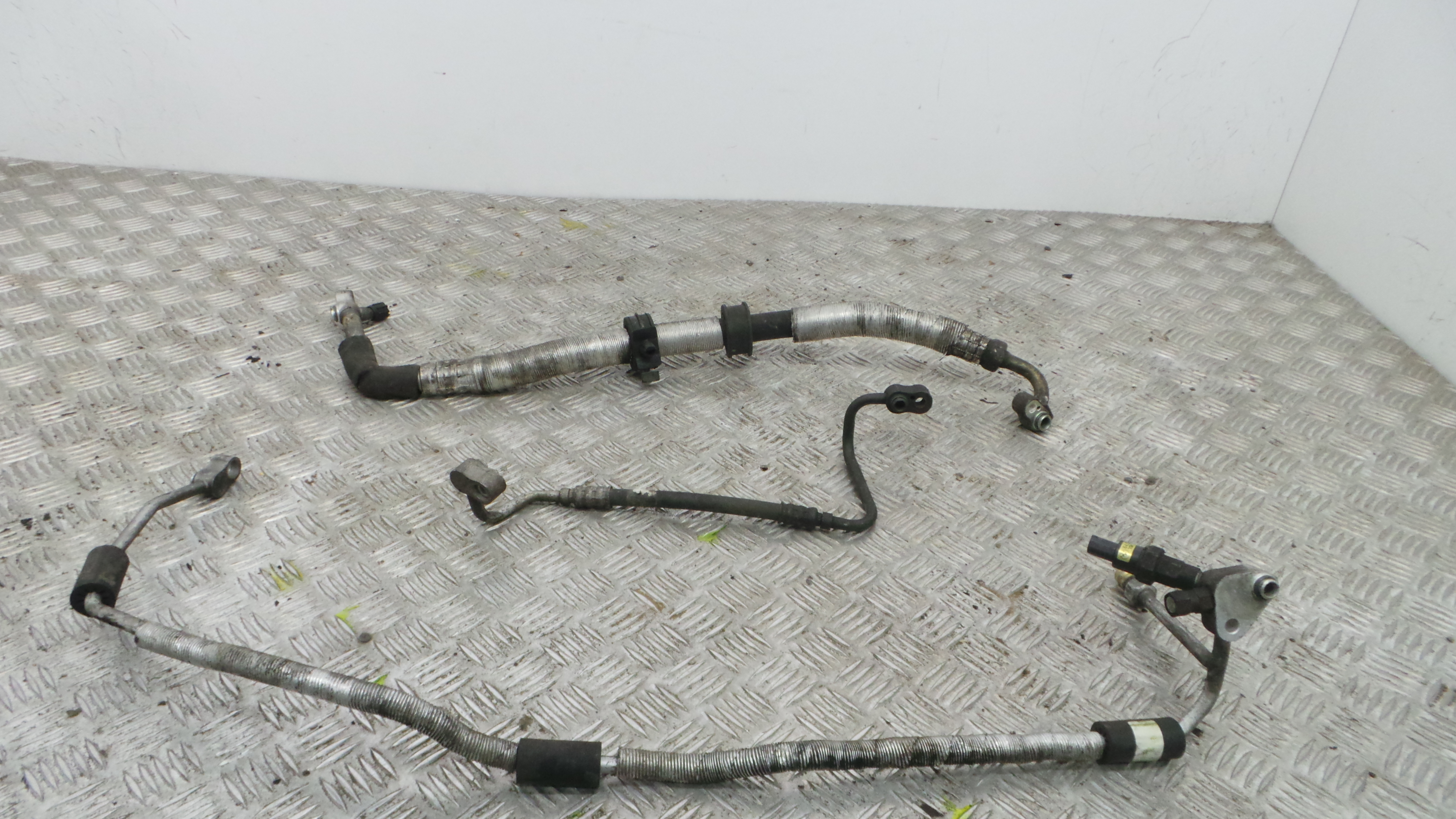 Tubos De Ar Condicionado 64.53-8386845 - BMW 3 Compact (E36)-33192063