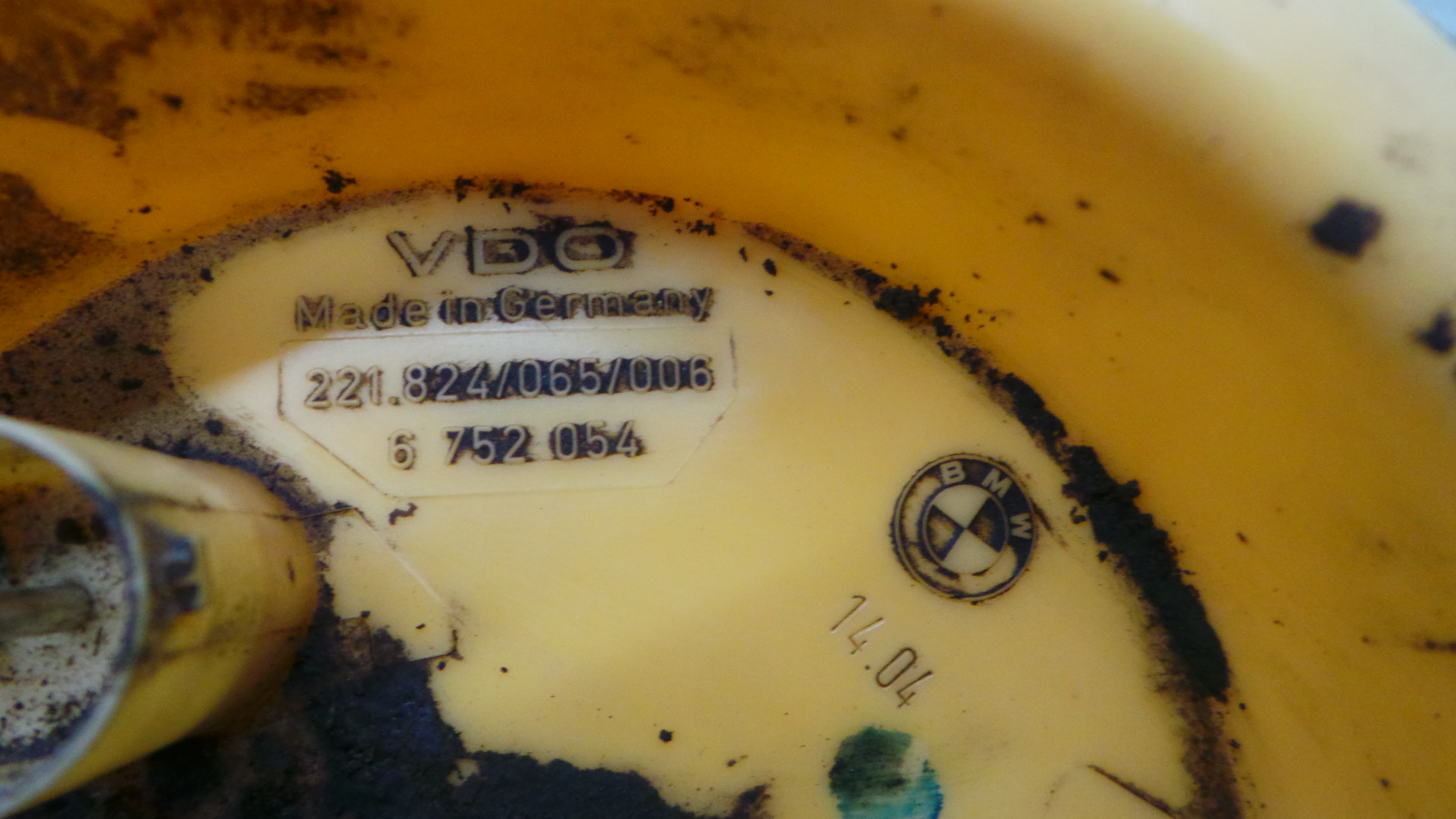 Boia do Combustível 6752054 - BMW 3 (E46)-33192111