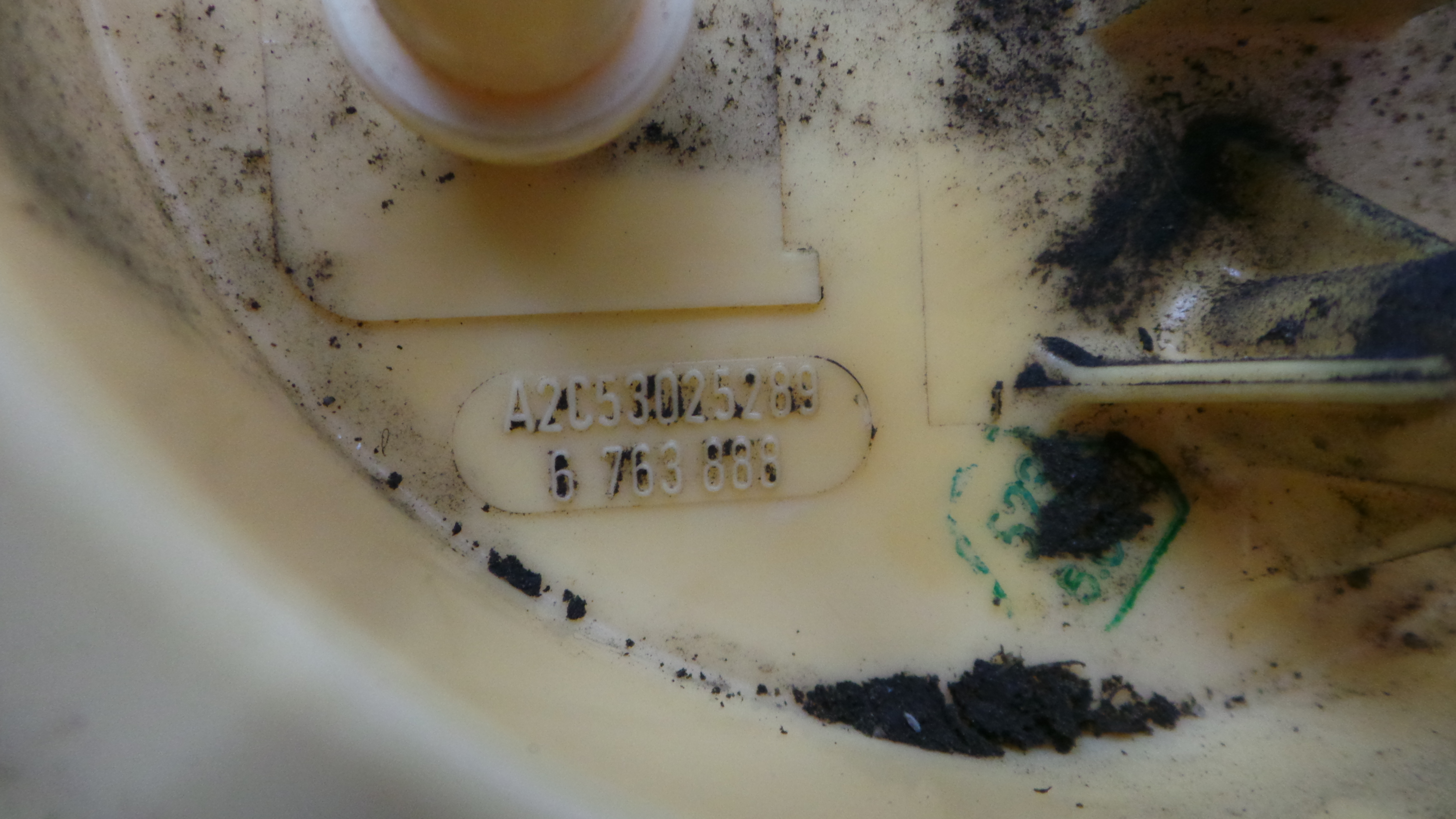 Boia do Combustível 6763886 - BMW 1 (E87)-33192130