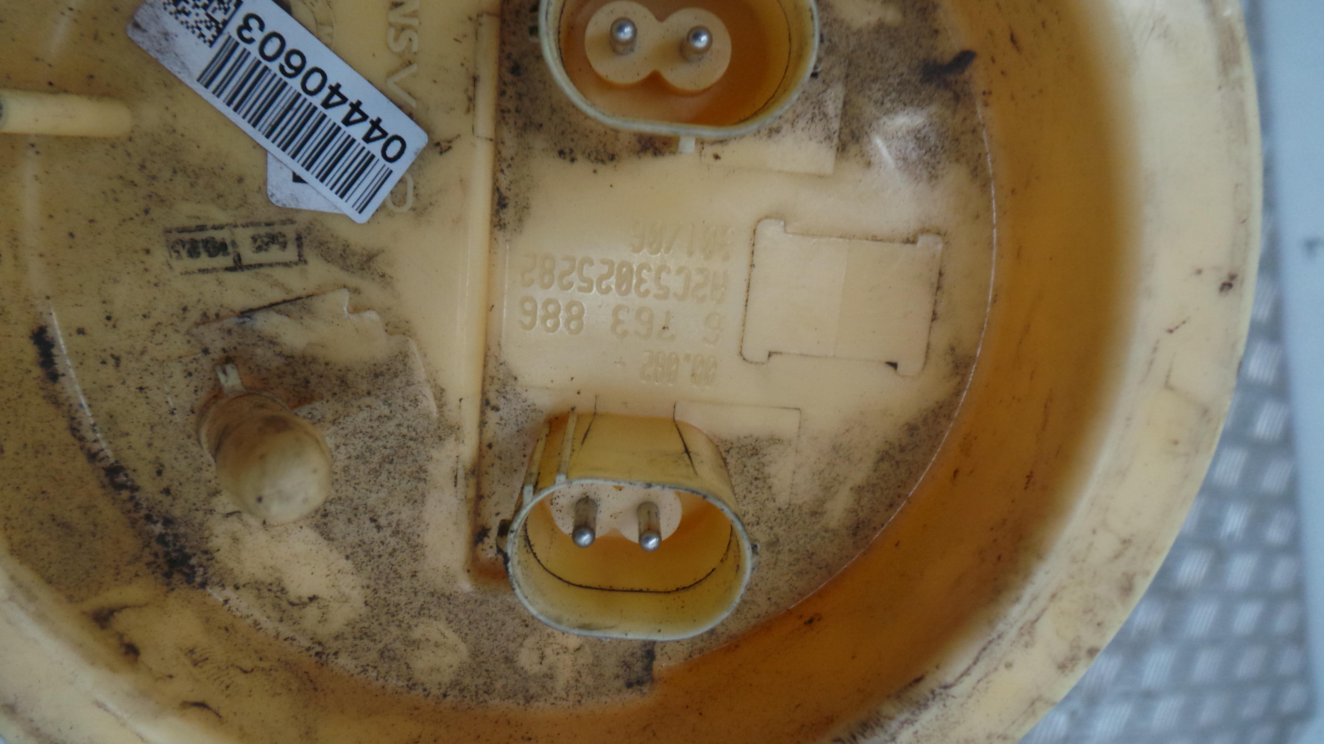 Boia do Combustível 6763886 - BMW 1 (E87)-33192143