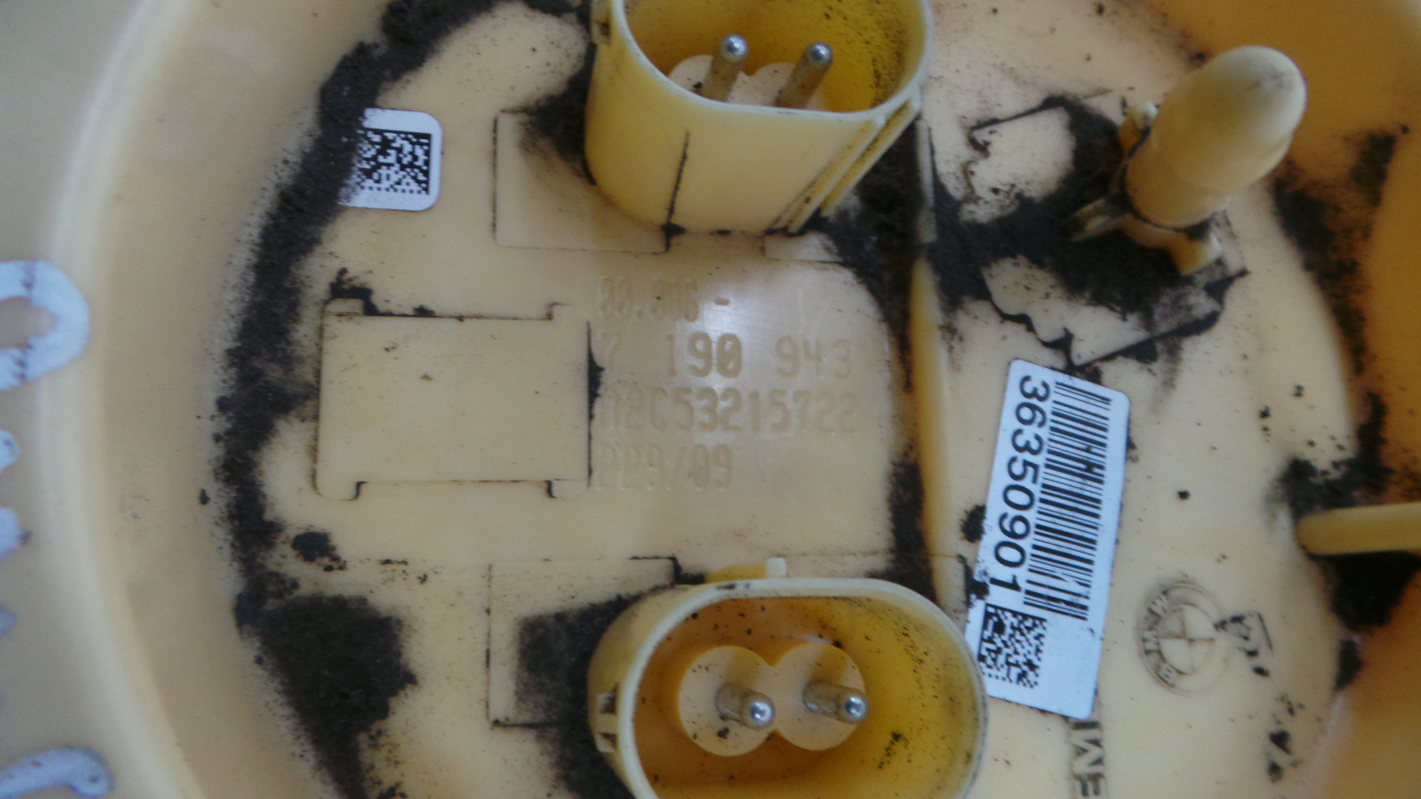 Boia do Combustível 7190943 - BMW 1 (E87)-33192162