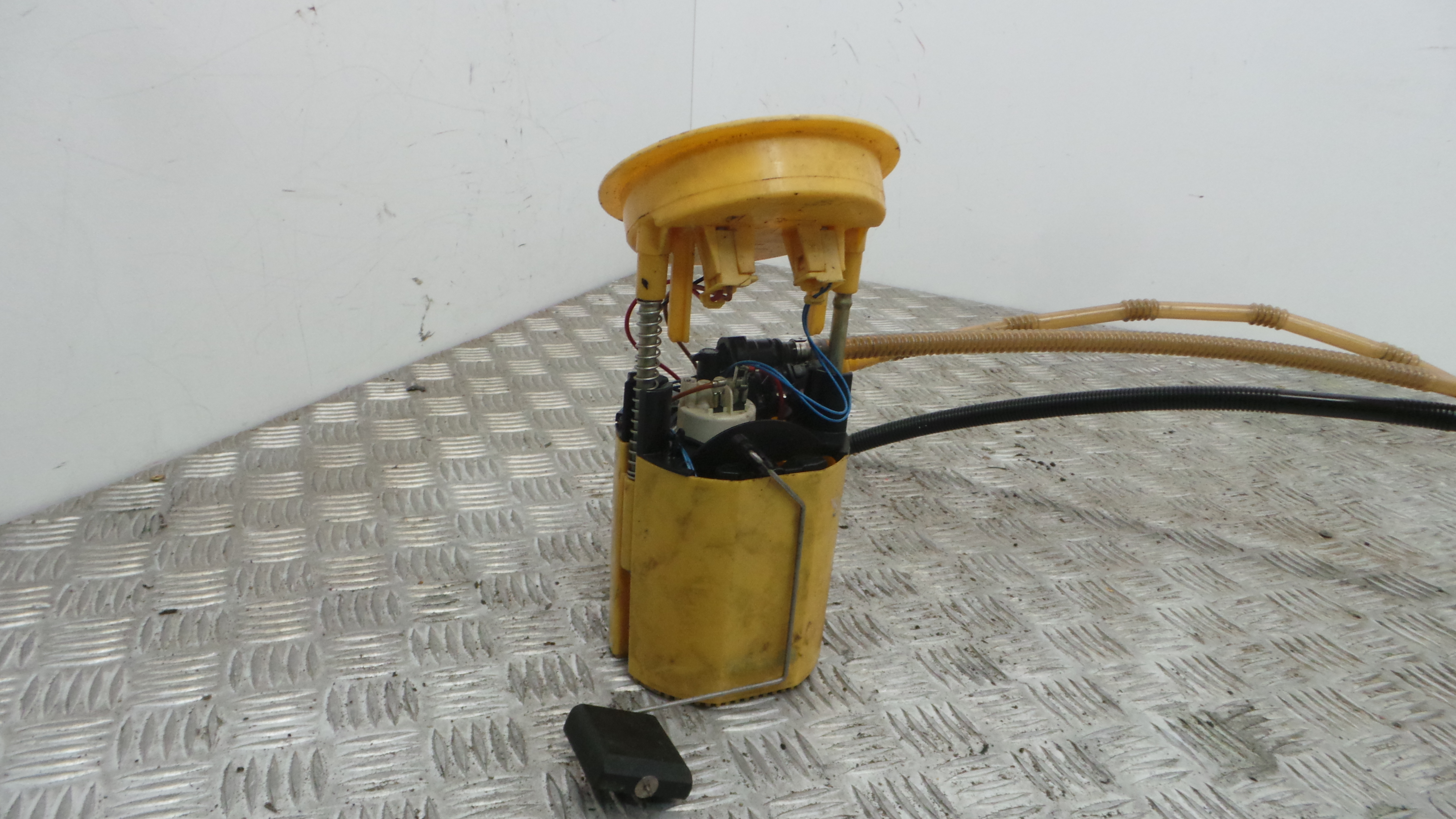 Boia do Combustível 6763886 - BMW 1 (E87)-33192170