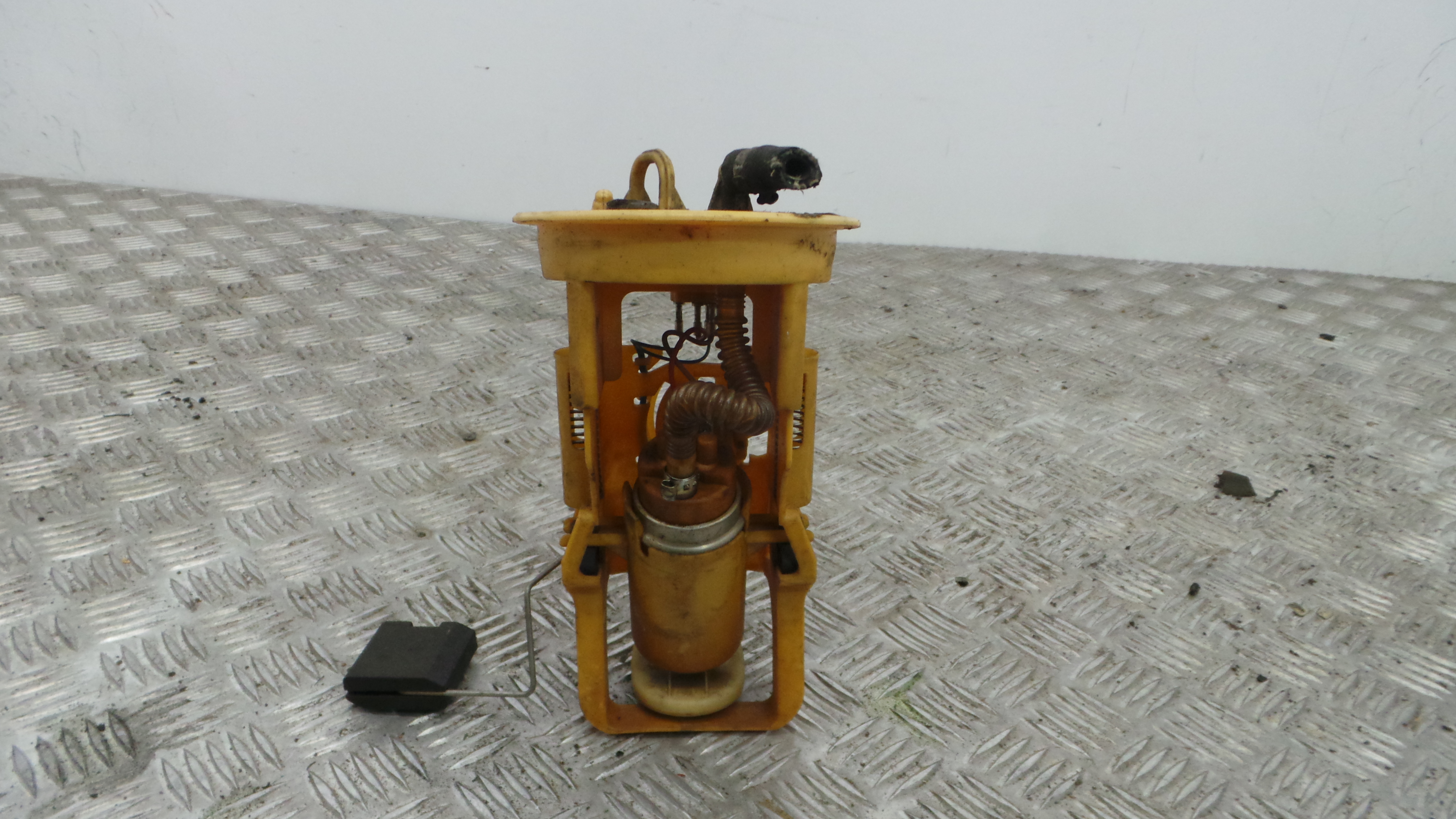 Boia do Combustível 6750582 - BMW 3 (E46)-33192187