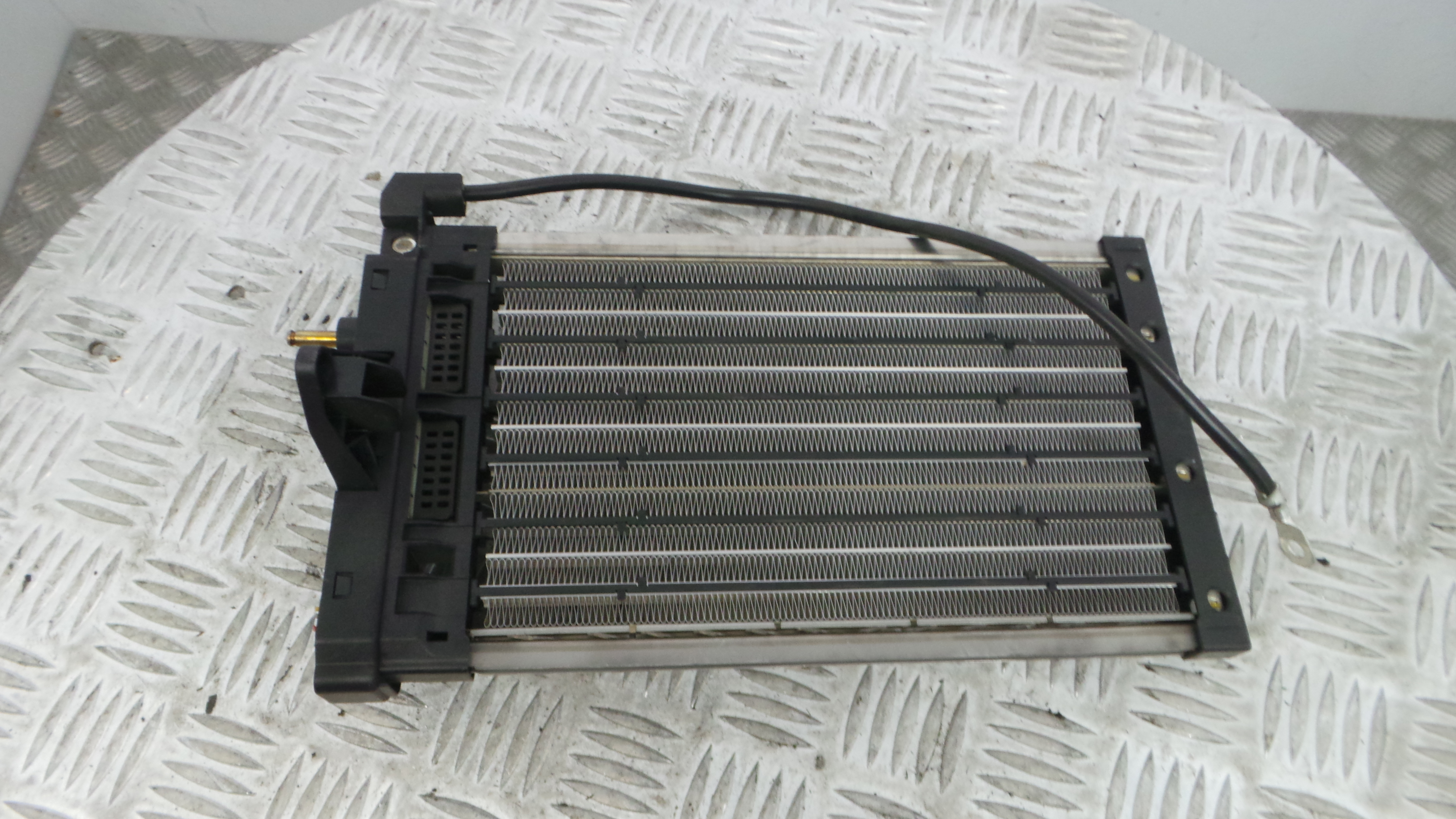 Radiador da Chaufagem / Sofagem 64.11-9175923 - BMW 1 (E87)-33192438 Radiador da Chaufagem / Sofagem 64.11-9175923 - BMW 1 (E87)-33192438