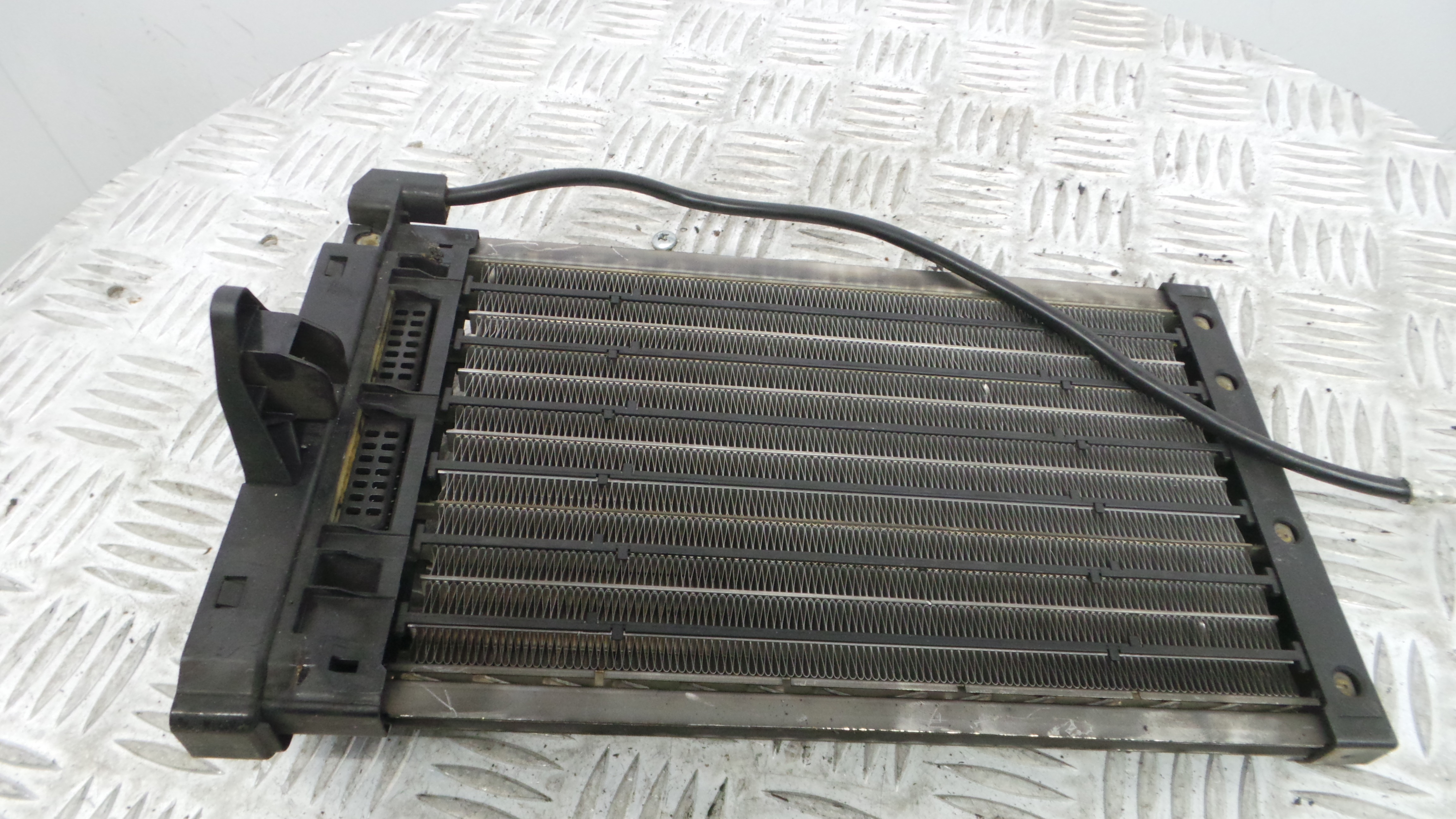 Radiador da Chaufagem / Sofagem 64.11-6945032 - BMW 1 (E87)-33192441 Radiador da Chaufagem / Sofagem 64.11-6945032 - BMW 1 (E87)-33192441